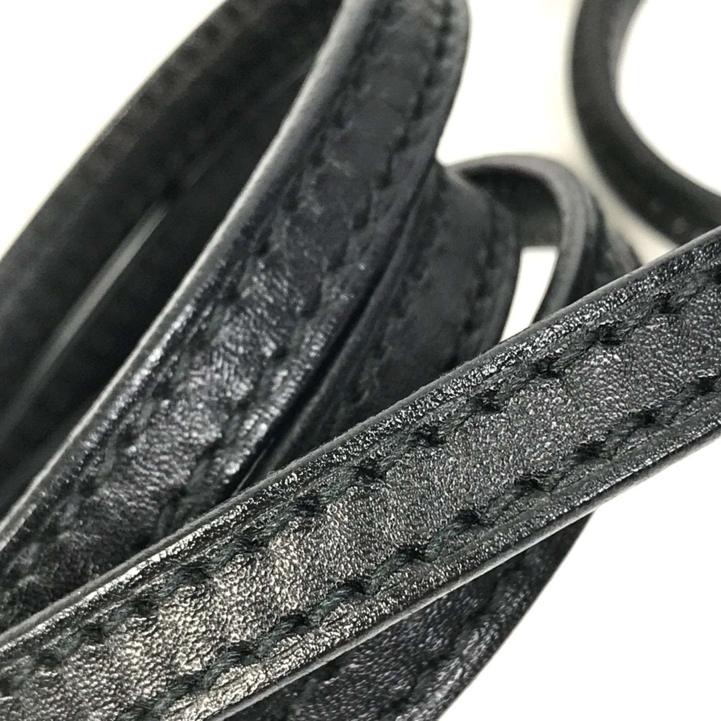 Gucci Black Leather Shoulder Bag ( )