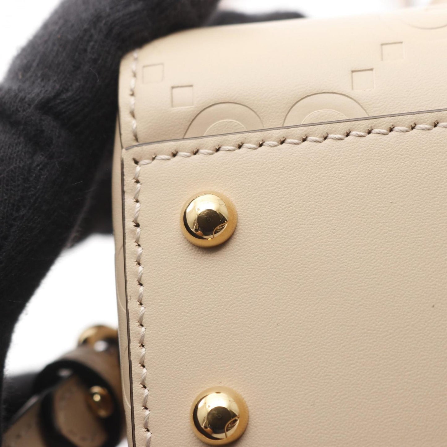 Gucci Beige Leather Handbag ( )