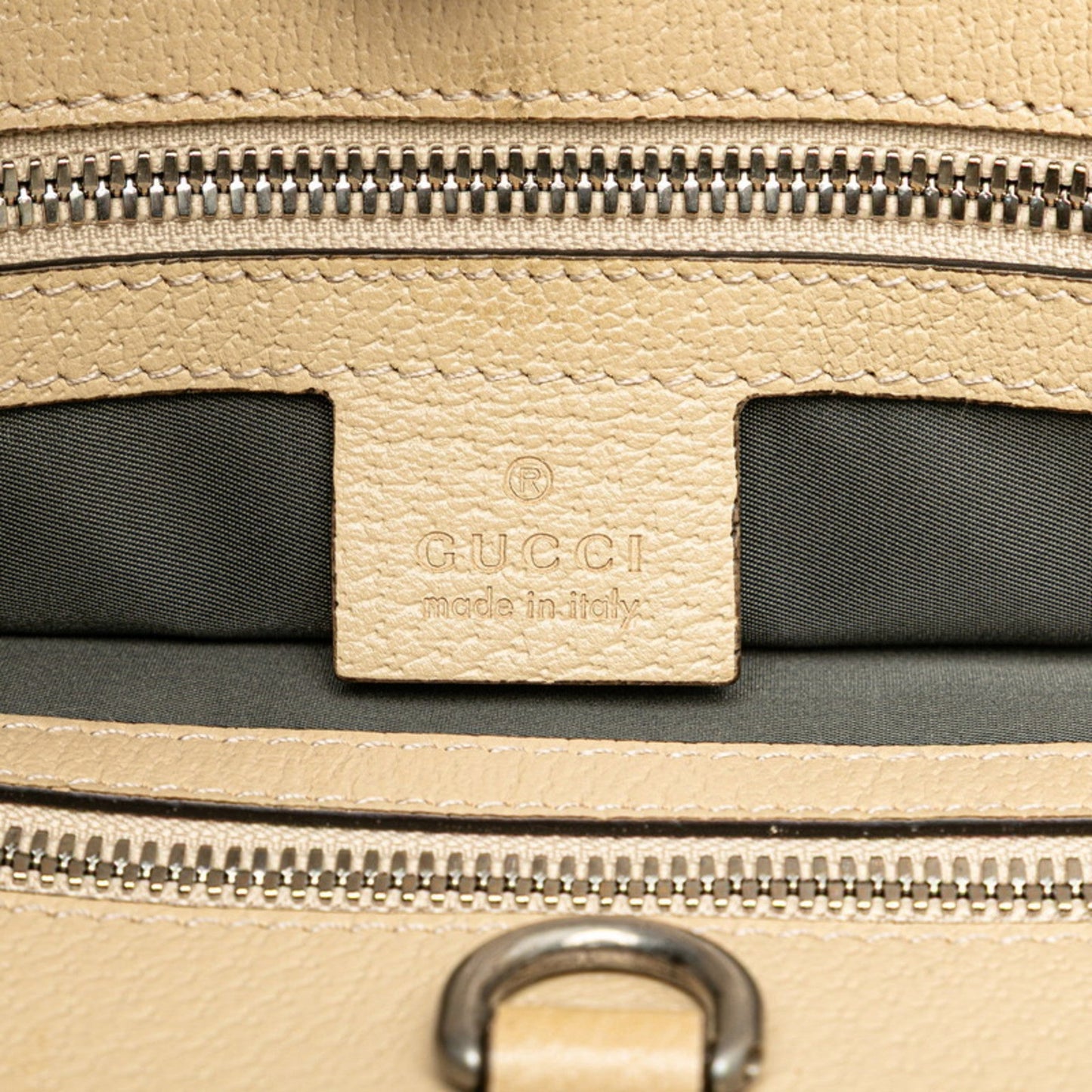 Gucci Beige Gray Nylon Leather Handbag Shoulder Bag ( )
