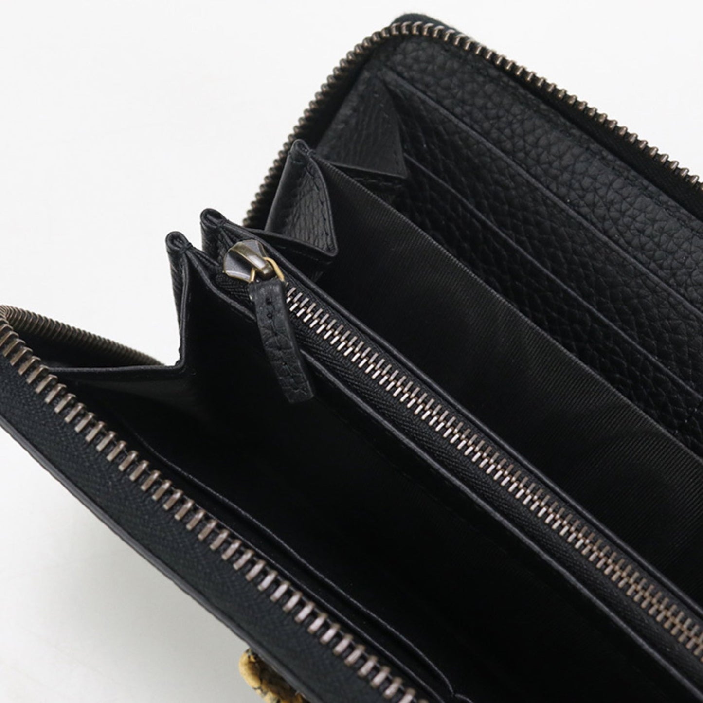 Gucci Black Leather Long Wallet (Bi-Fold) ( )