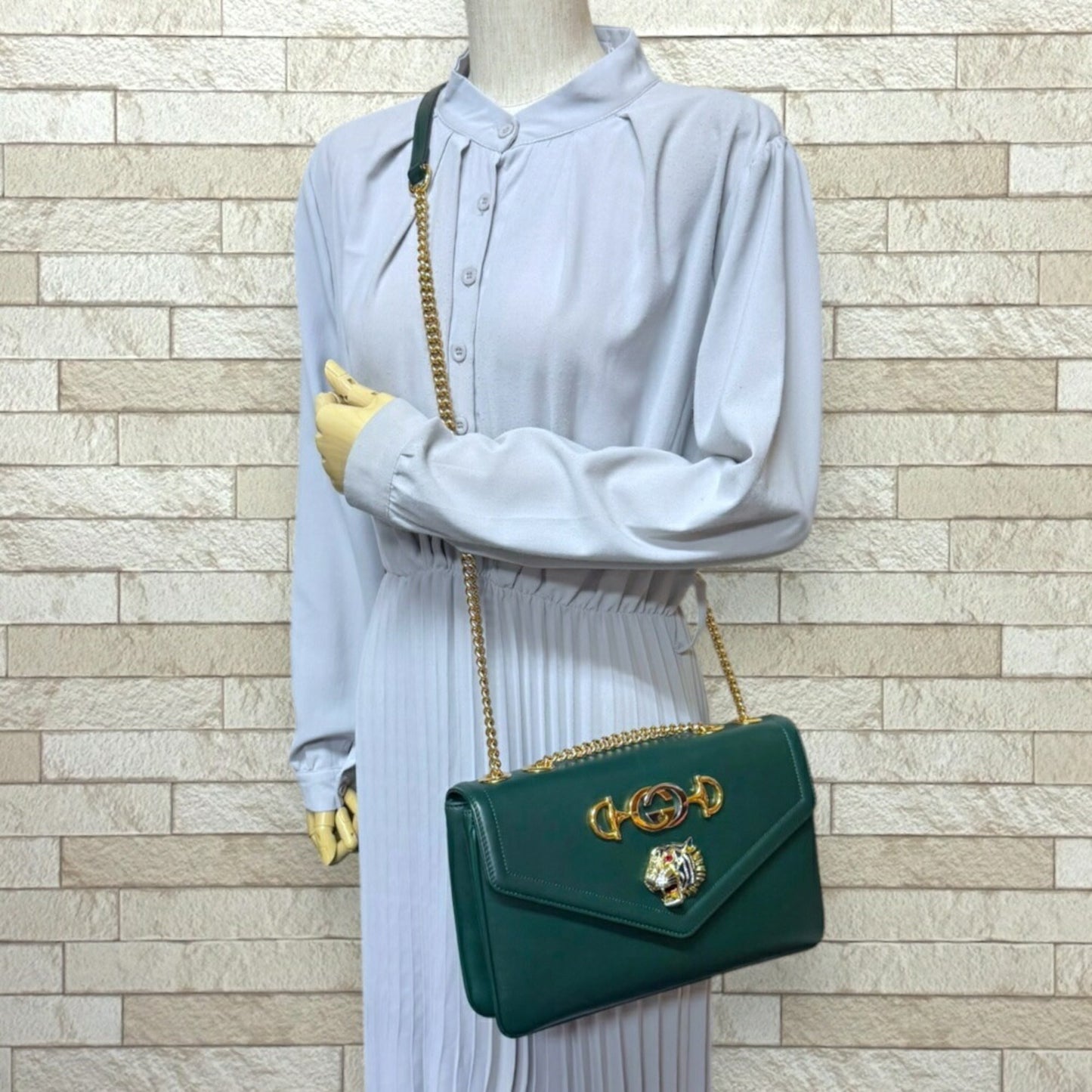Gucci Green Leather Shoulder Bag ( )