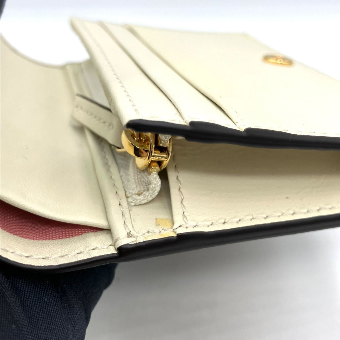 Gucci Beige Gg Supreme Wallet (Bi-Fold) ( )