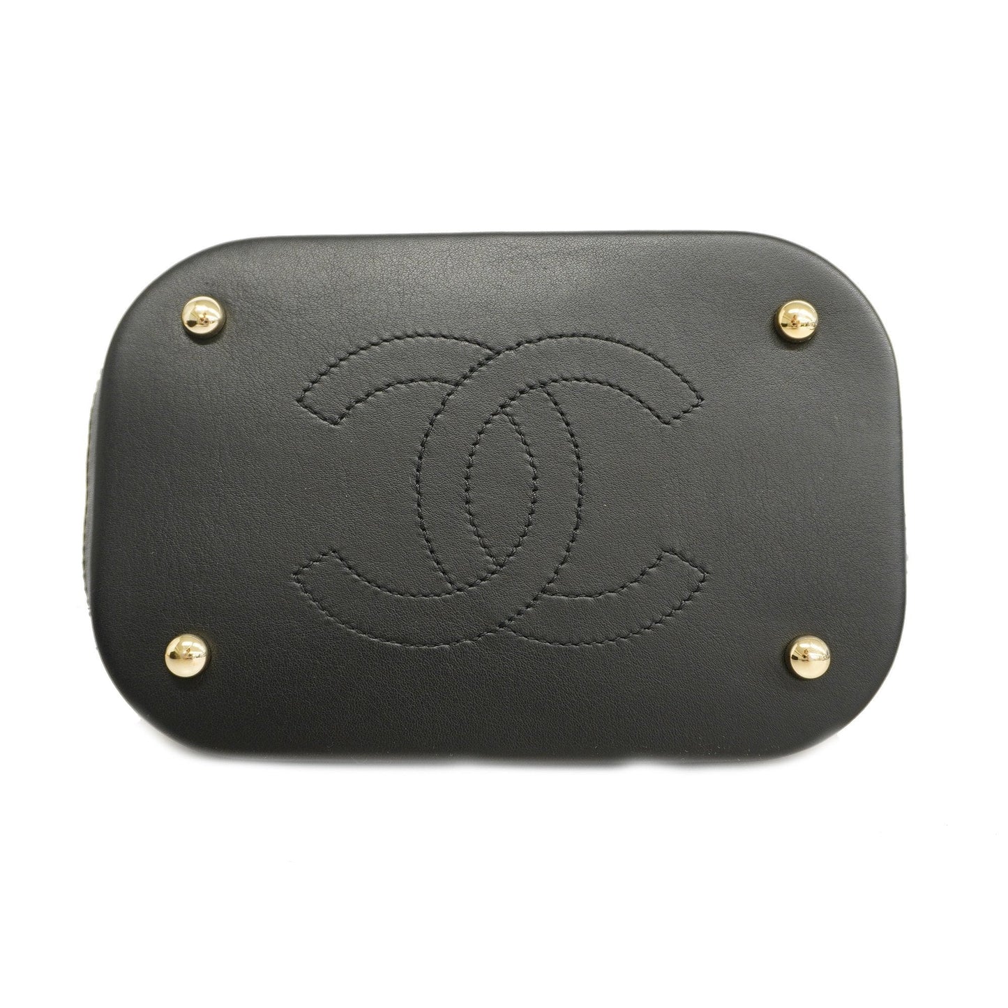 Chanel Matelassé Shoulder Bag - Ewore Bags