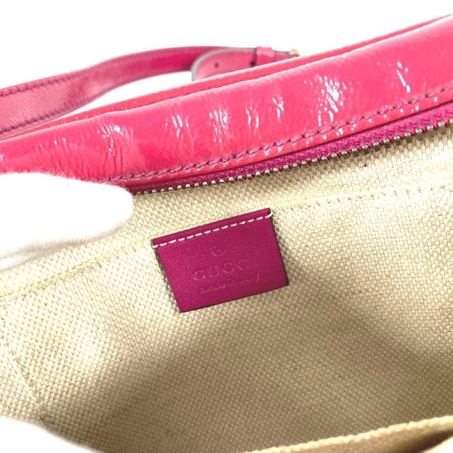 Gucci Soho Purple Patent Leather Pochette Shoulder Bag ( )