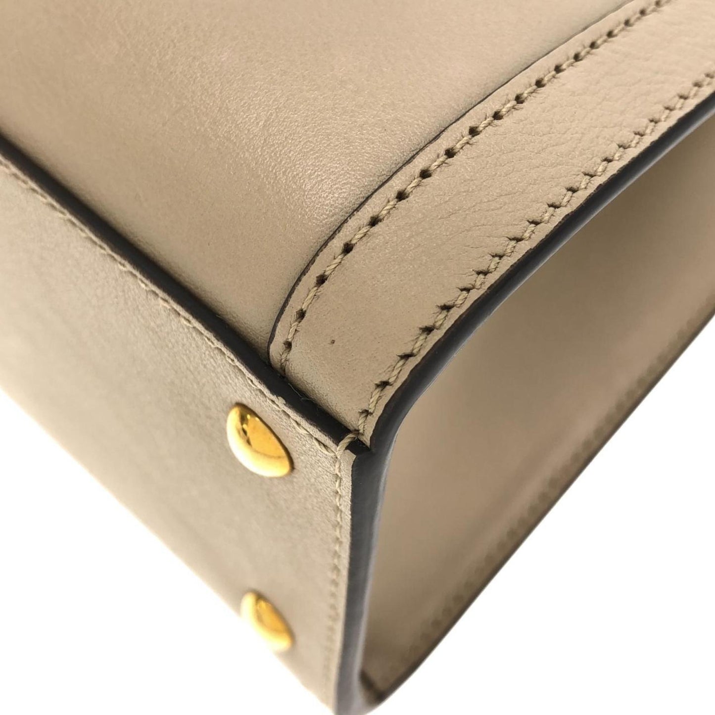 Gucci Beige Leather Handbag ( )