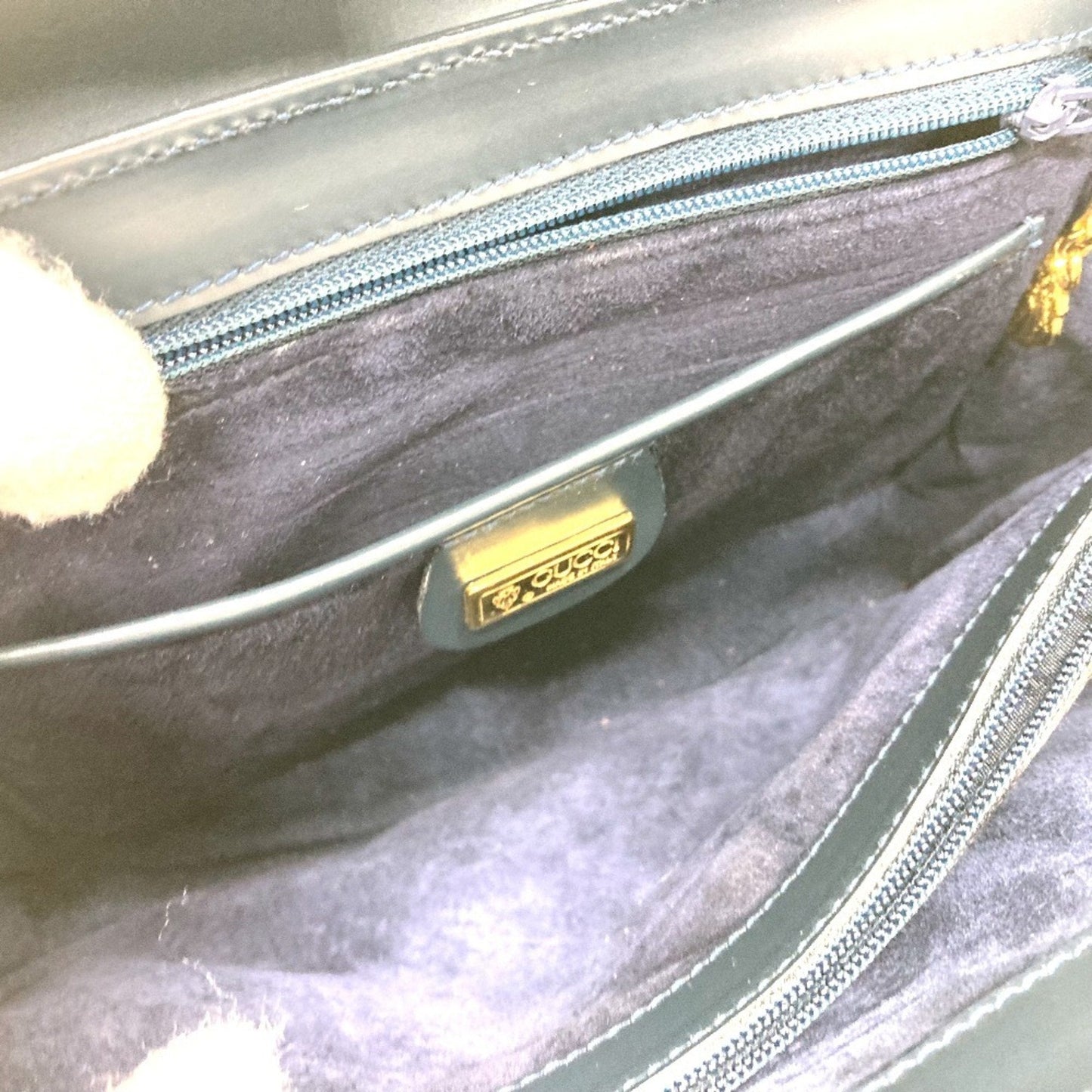 Gucci Navy Leather Handbag ( )