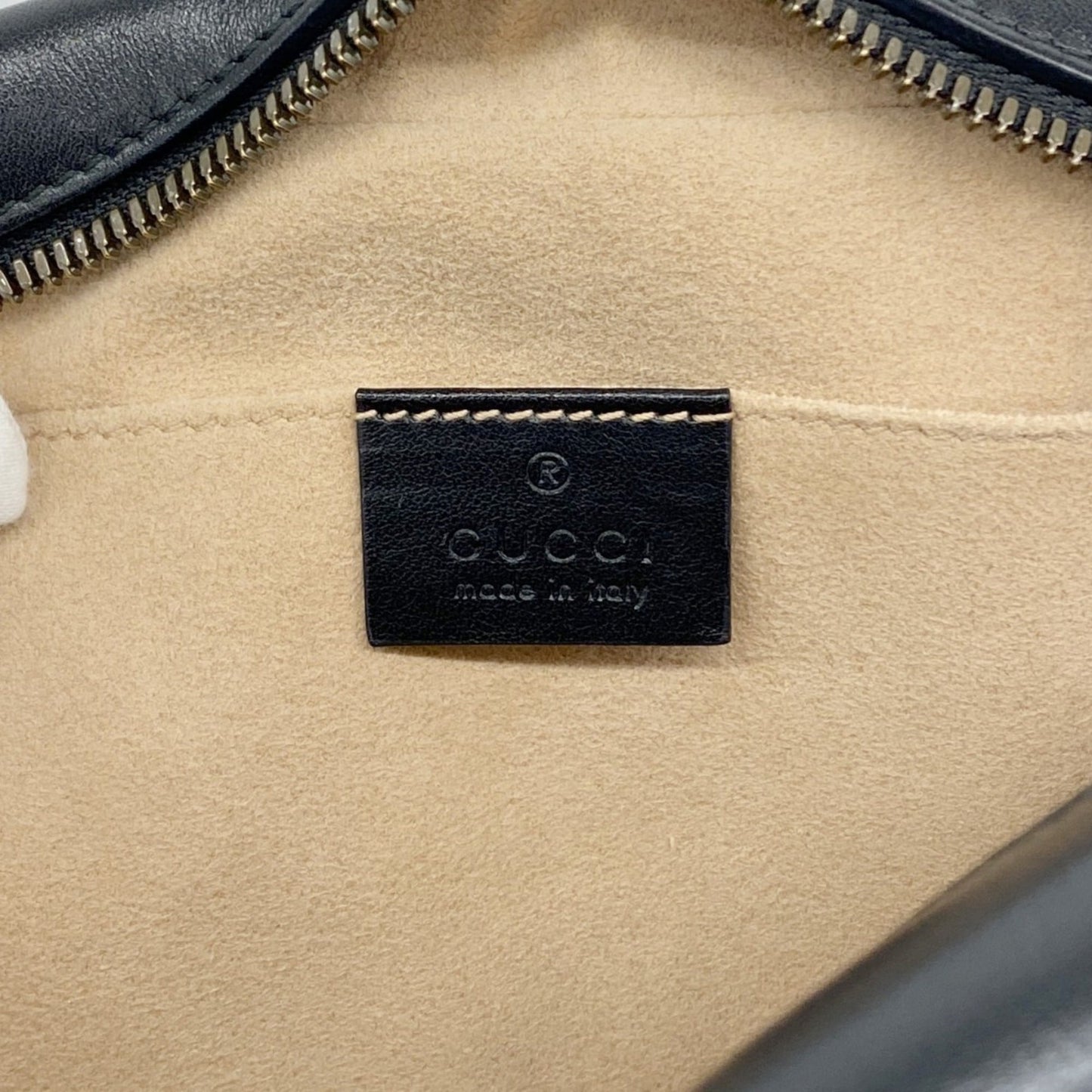 Gucci Black Leather Shoulder Bag ( )