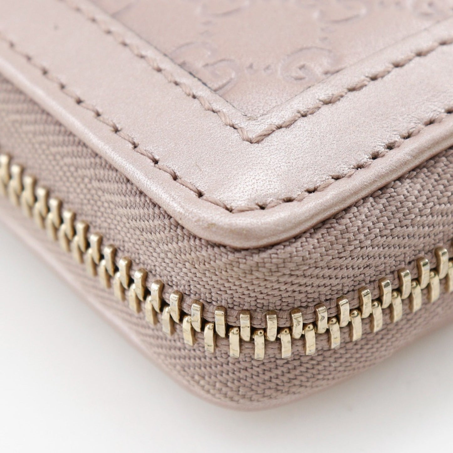 Gucci Pink Gg Leather Long Wallet (Bi-Fold) ( )