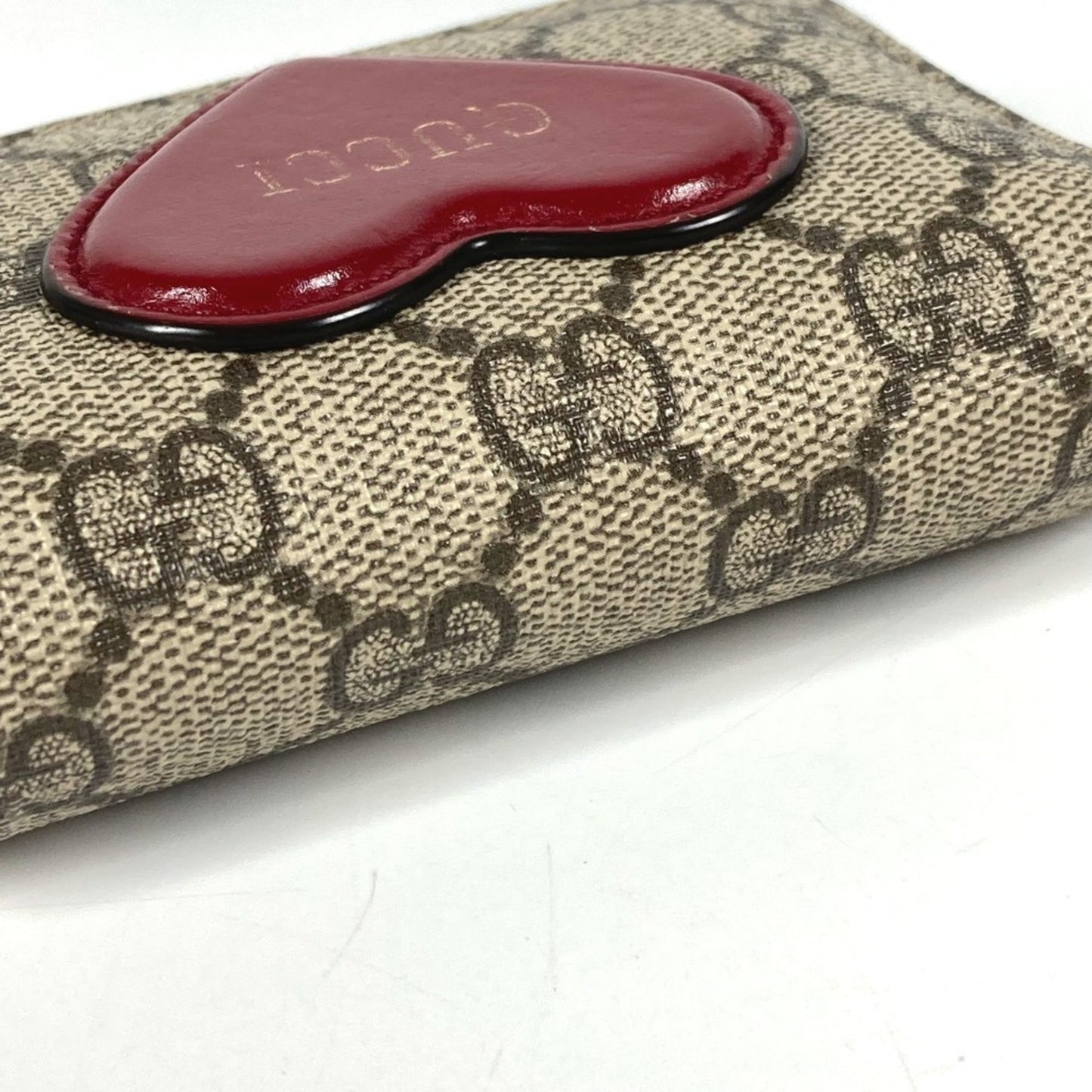 Gucci Gg Supreme Beige Red Color Gg Supreme Long Wallet (Bi-Fold) ( )