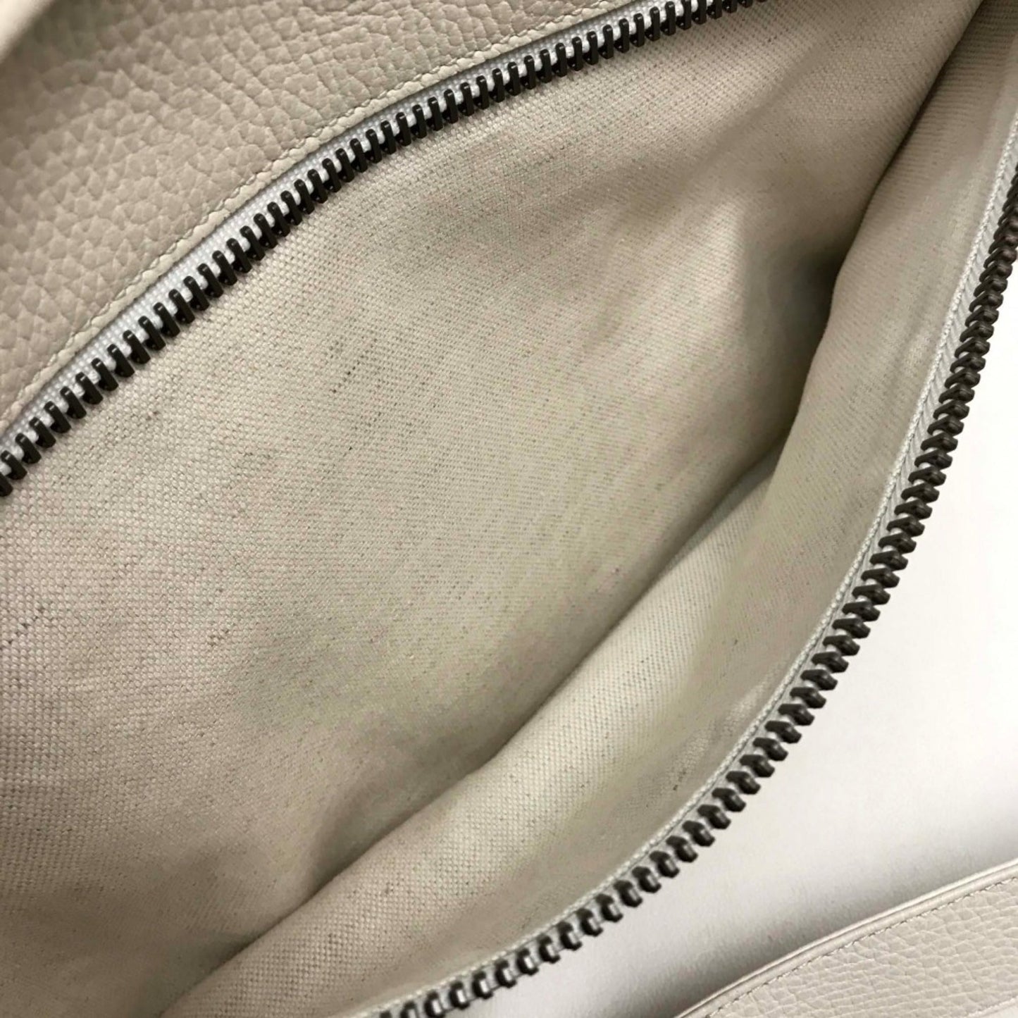 Gucci White Leather Shoulder Bag ( )