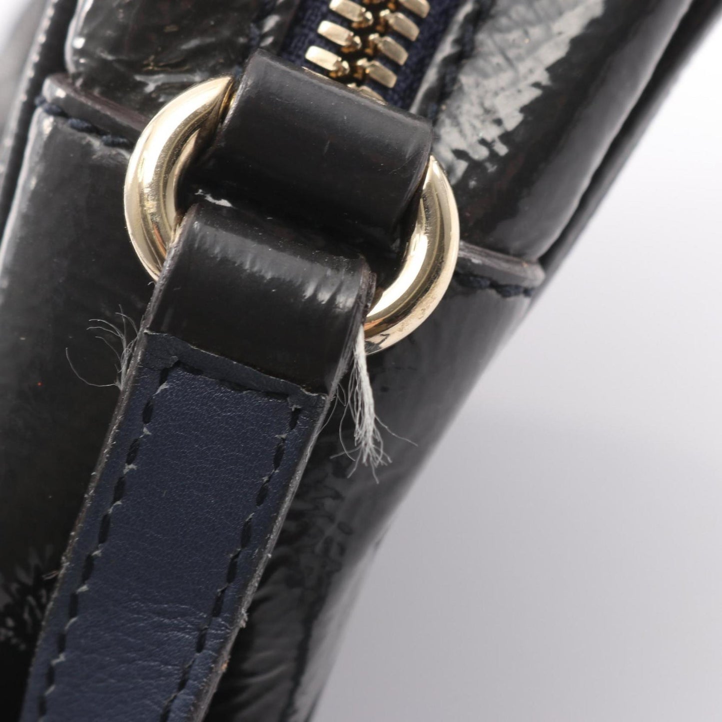 Gucci Navy Patent Leather Shoulder Bag ( )