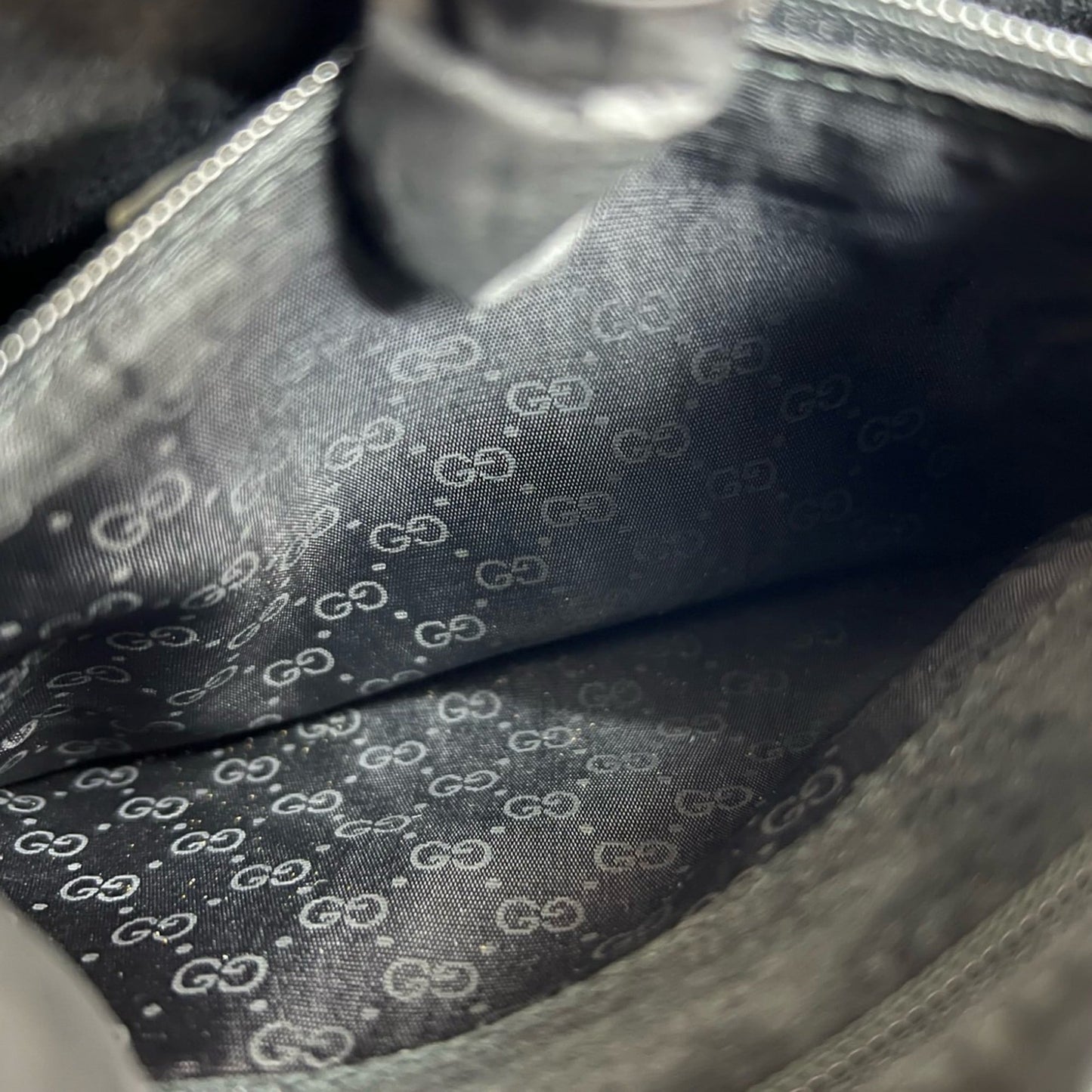 Gucci Black Leather Pochette Shoulder Bag ( )