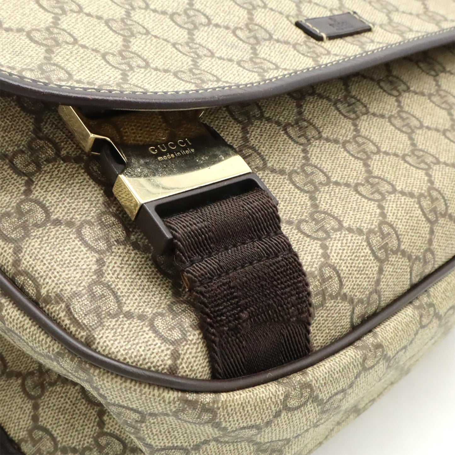 Gucci Gg Plus Beige Gg Supreme Shoulder Bag ( )