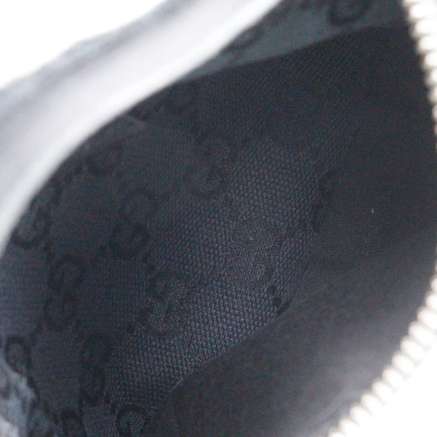 Gucci Gg Canvas Black Gg Canvas Sling Bag ( )