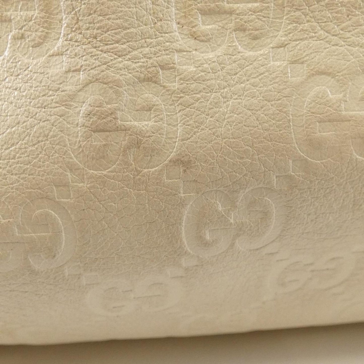 Gucci Ivory Leather Handbag ( )