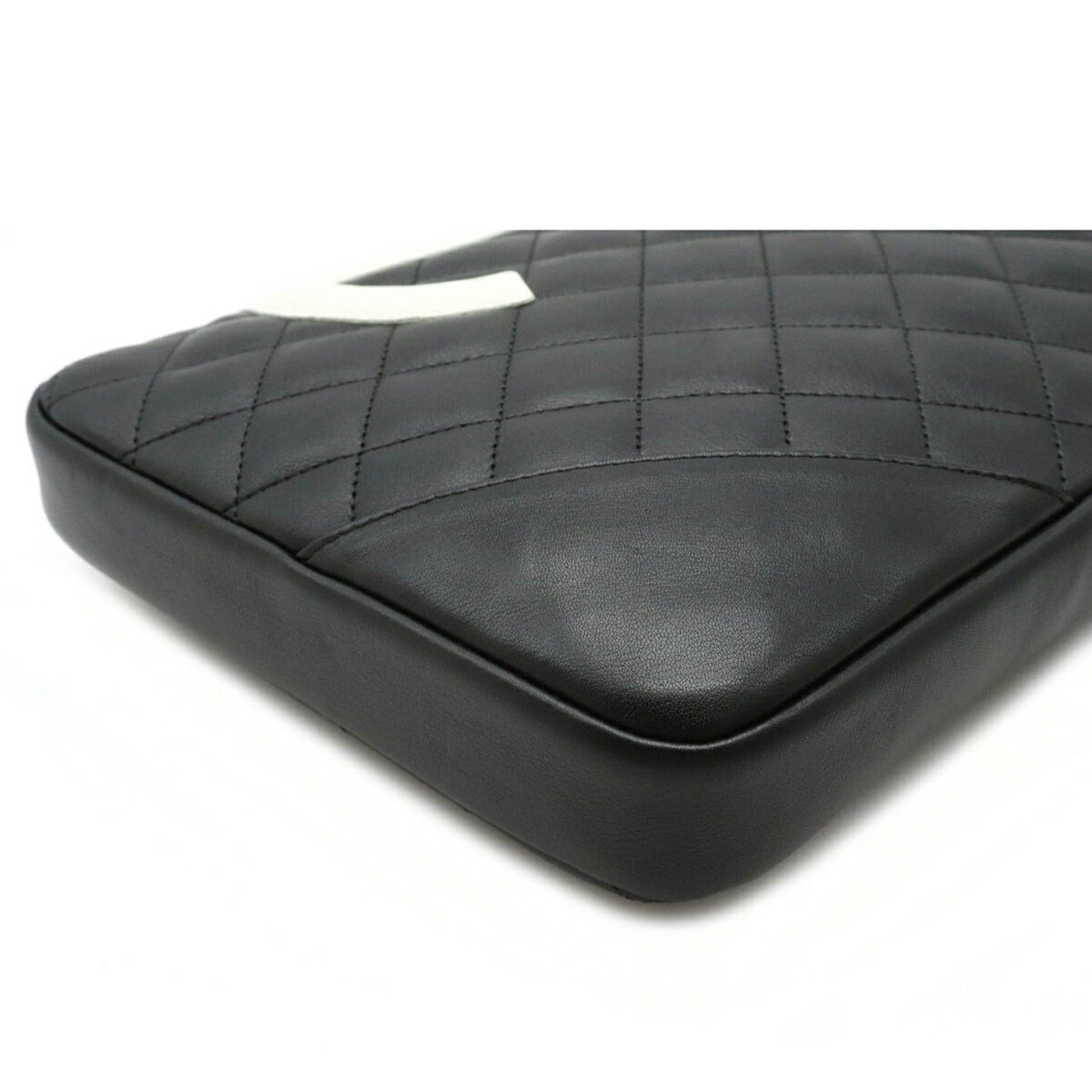 Chanel Pochette Shoulder Bag - Ewore Bags