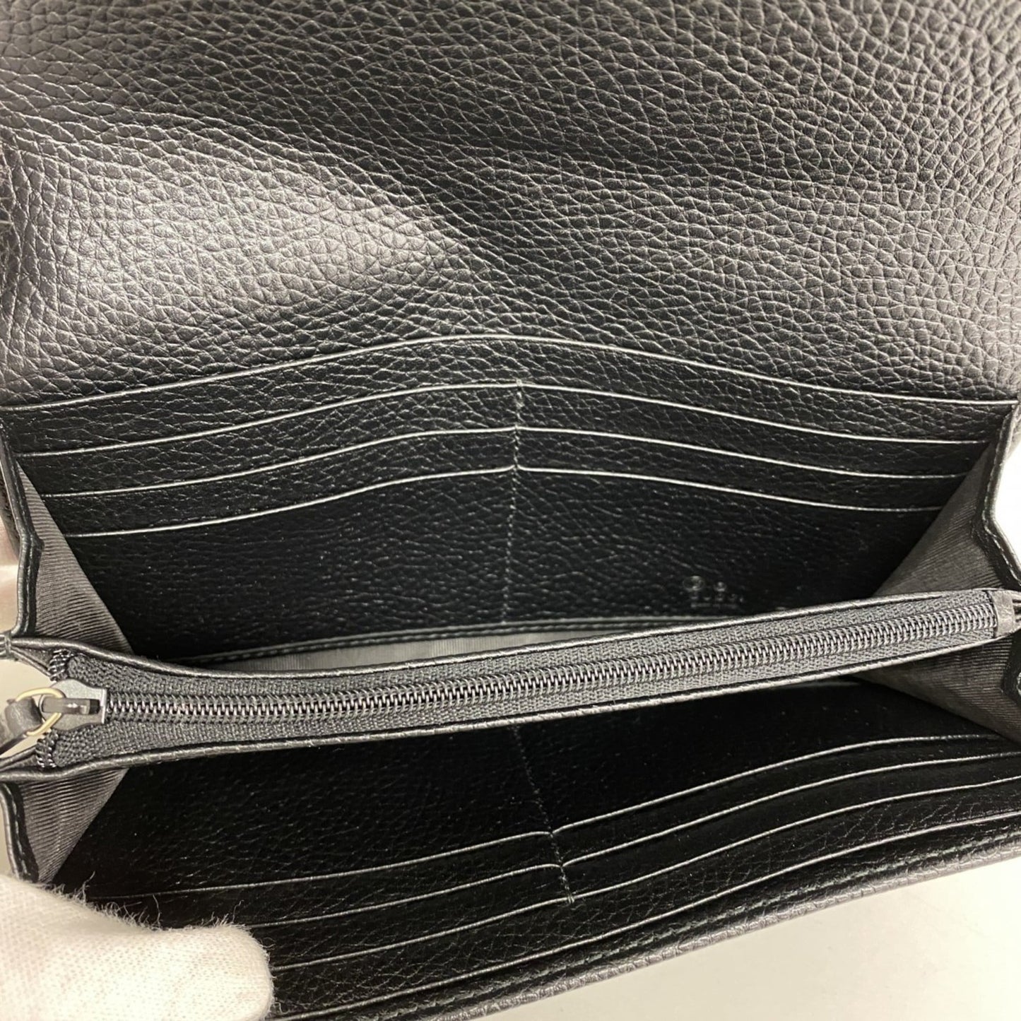 Gucci Black Leather Long Wallet (Bi-Fold) ( )
