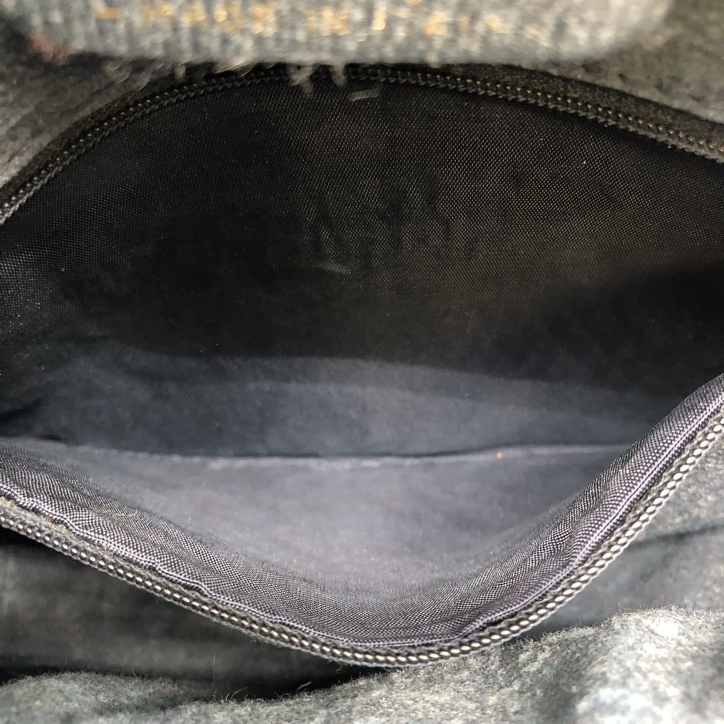 Gucci Navy Gg Supreme Shoulder Bag ( )