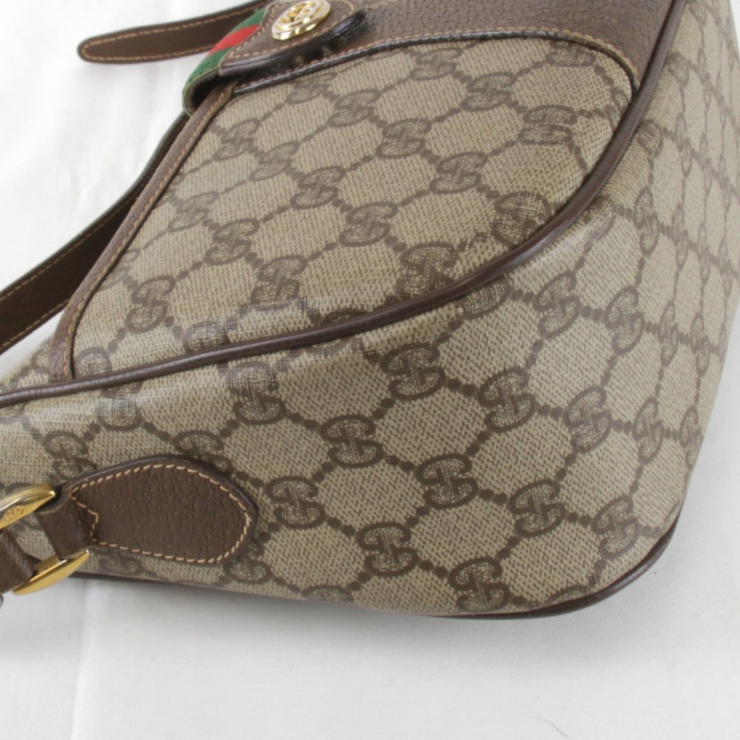Gucci Brown Gg Supreme Shoulder Bag ( )