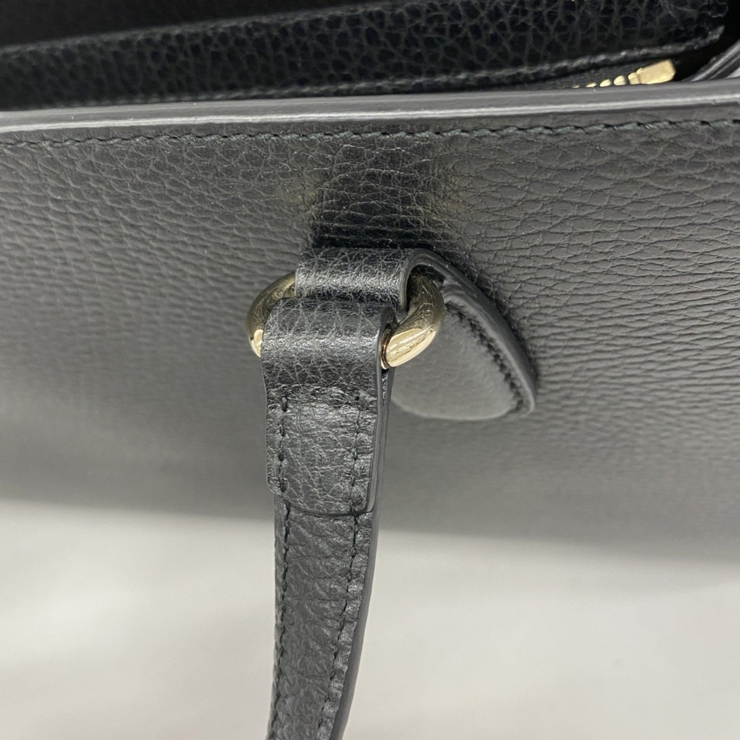 Gucci Black Leather Handbag ( )