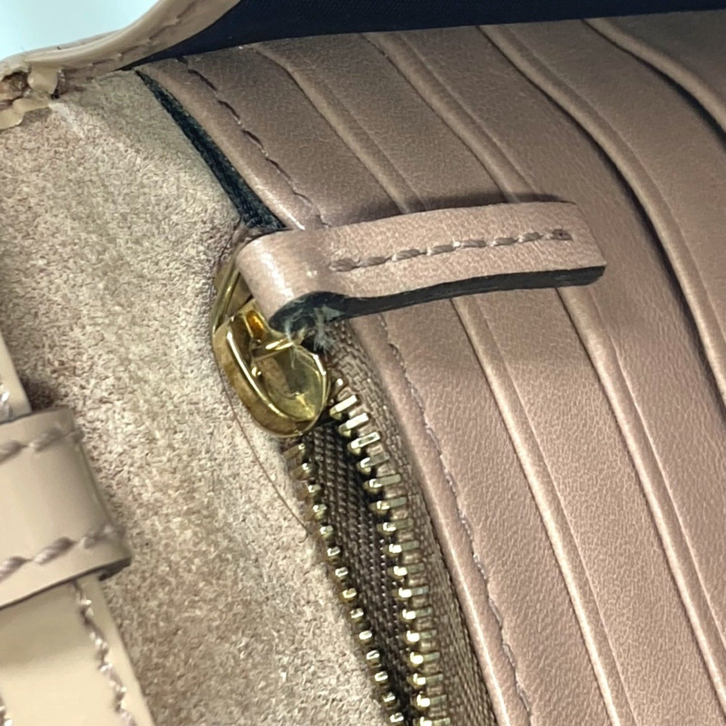 Gucci Beige Shoulder Bag ( )
