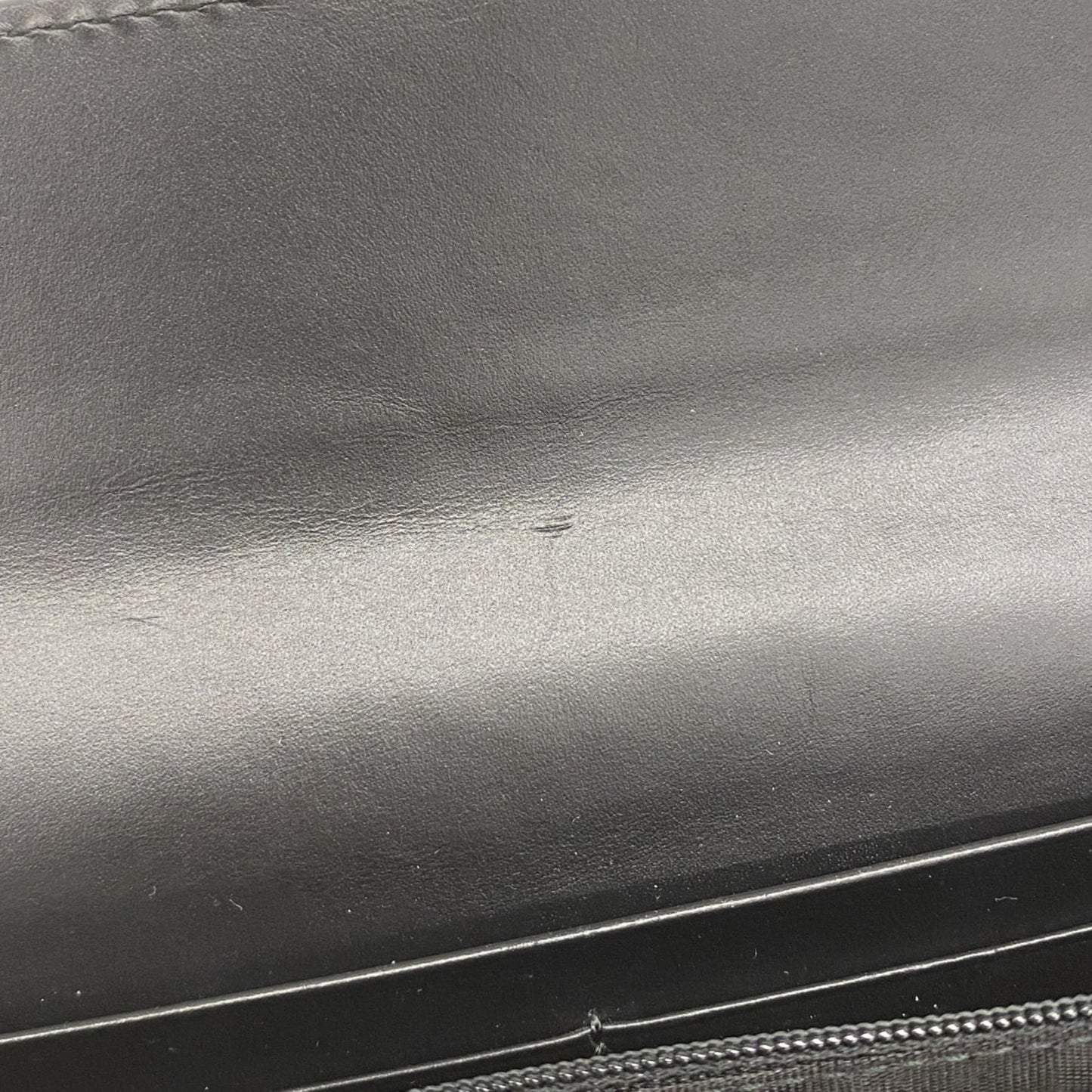 Gucci Black Leather Long Wallet (Bi-Fold) ( )