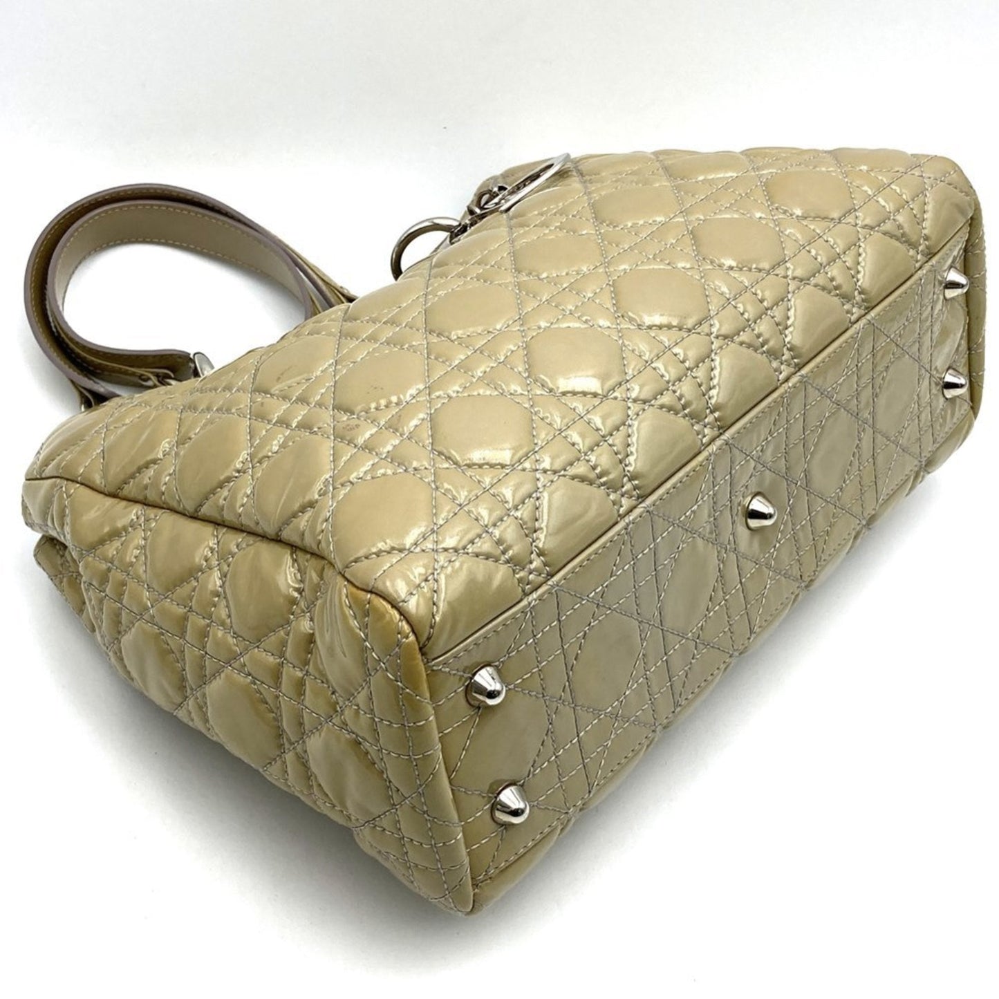 Christian Dior Beige Patent Leather Shoulder Bag ()