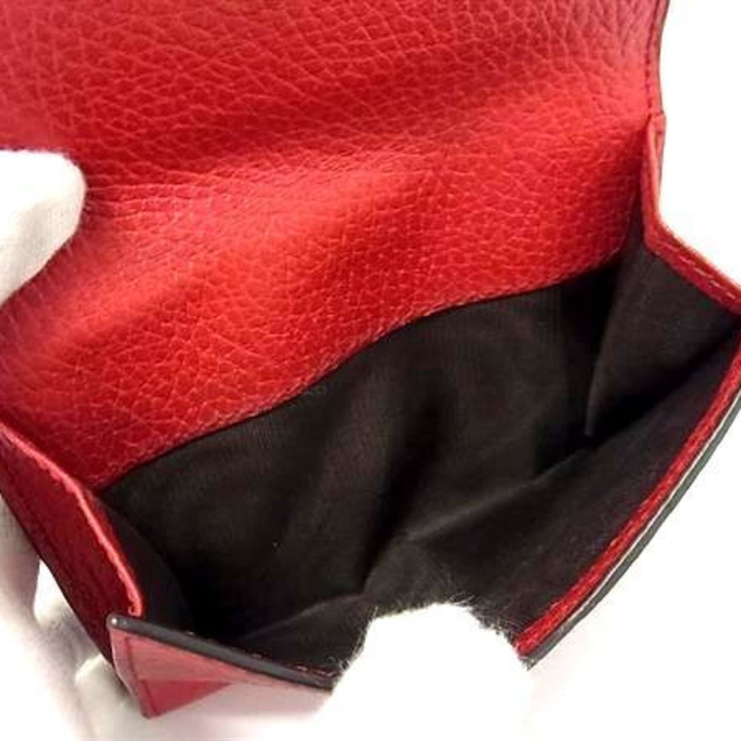 Gucci Red Color Leather Wallet (Bi-Fold) ( )