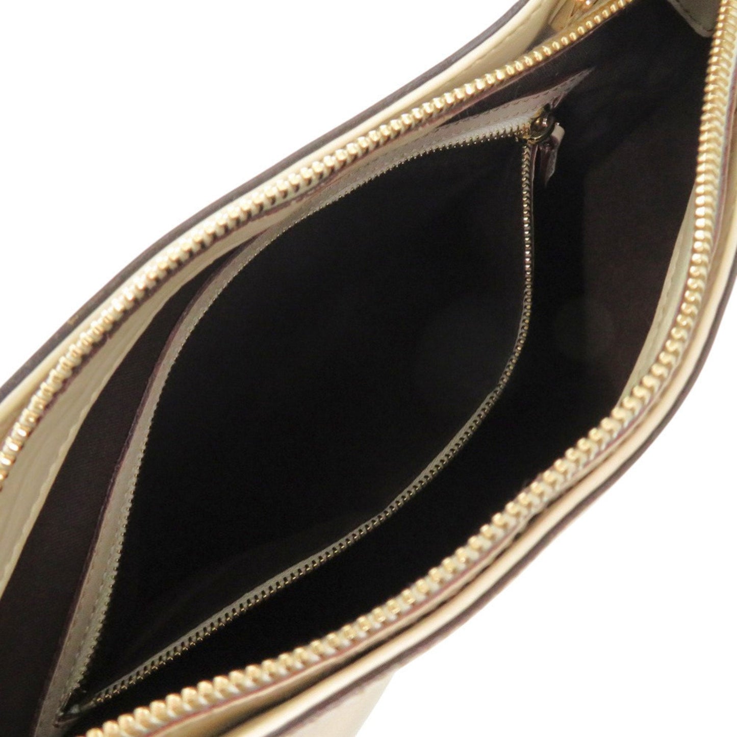 Gucci Ivory Leather Shoulder Bag ( )