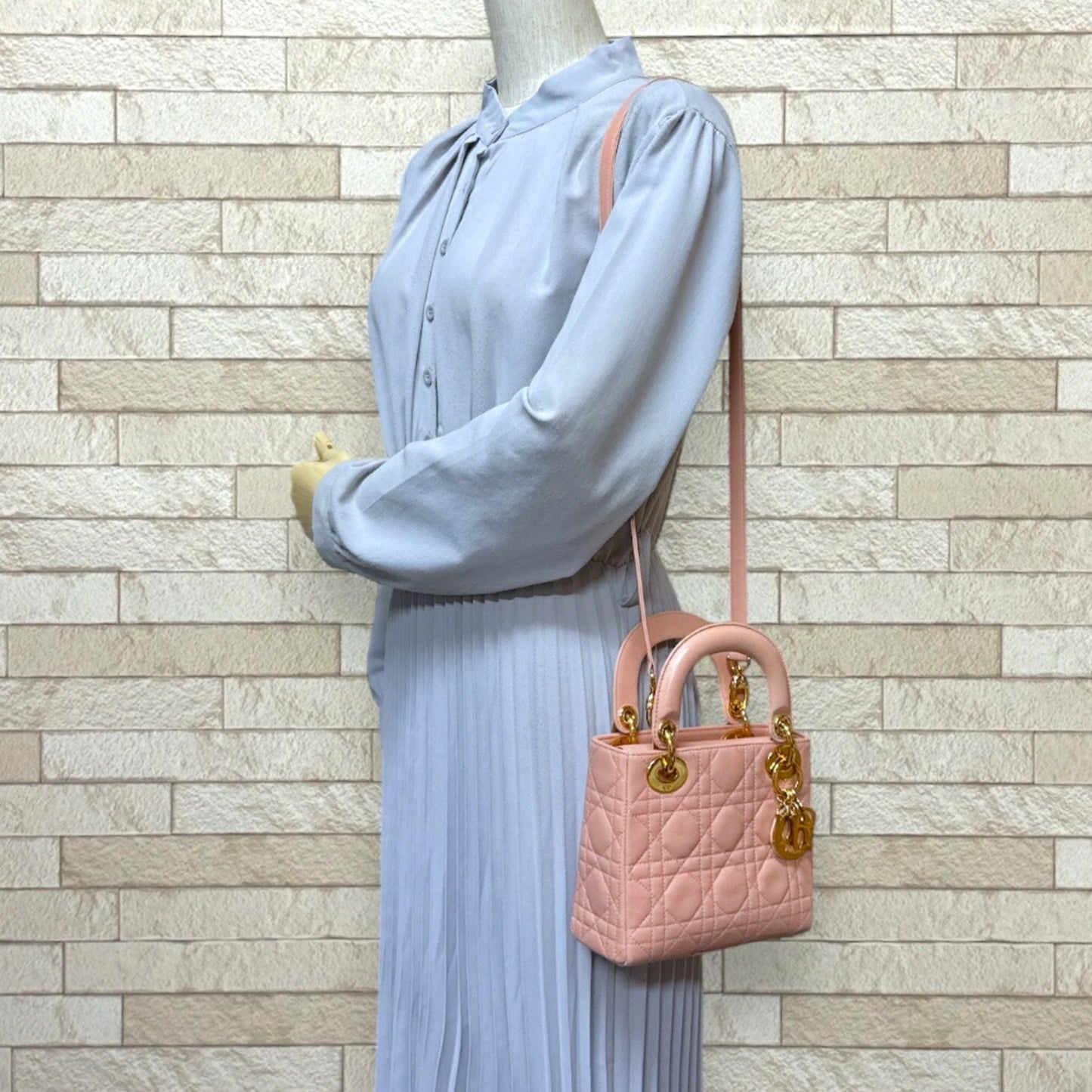Christian Dior Pink Leather Shoulder Bag ()