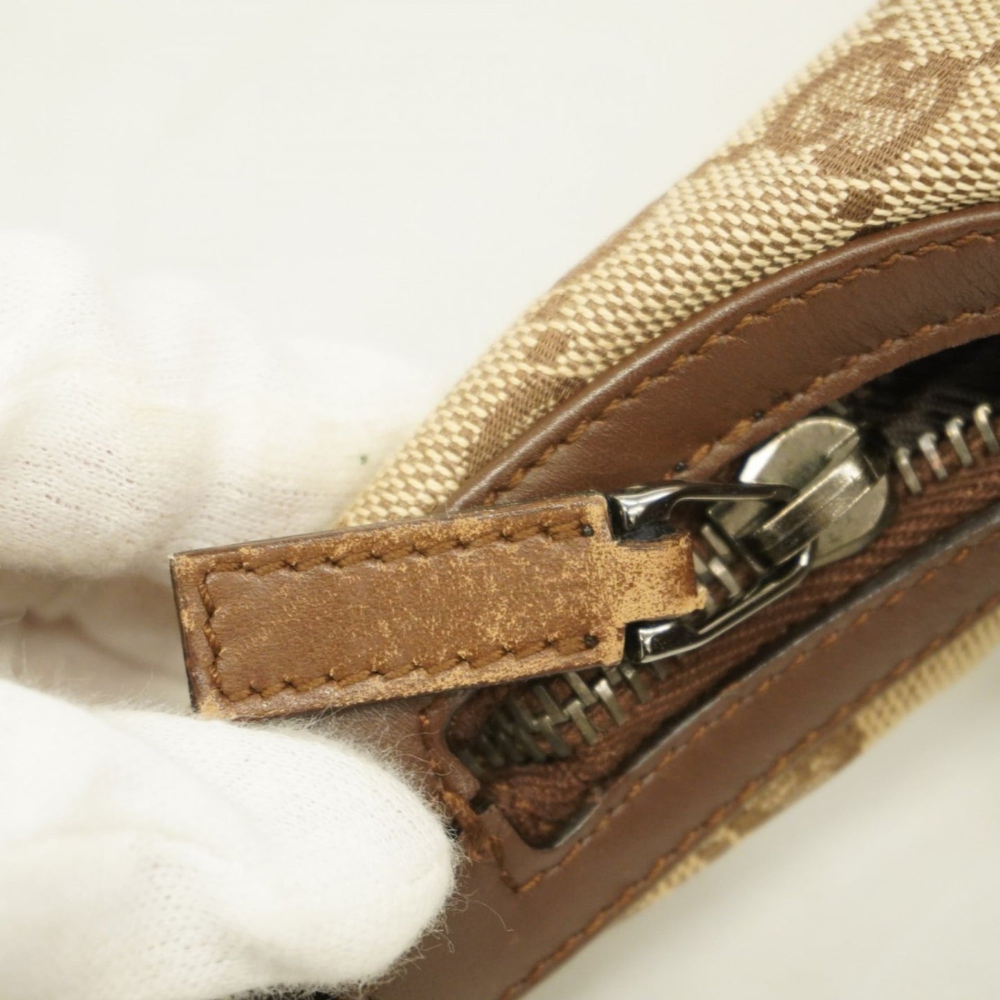 Gucci Brown Canvas Shoulder Bag ( )