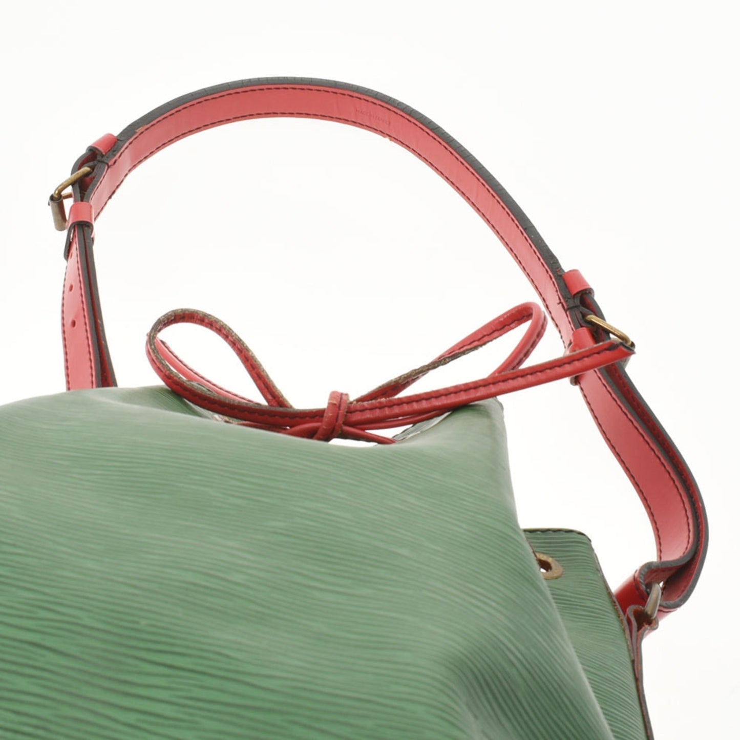 LOUIS VUITTON Epi Petit Noe Bicolor Green / Red Women's Leather Shoulder Bag
