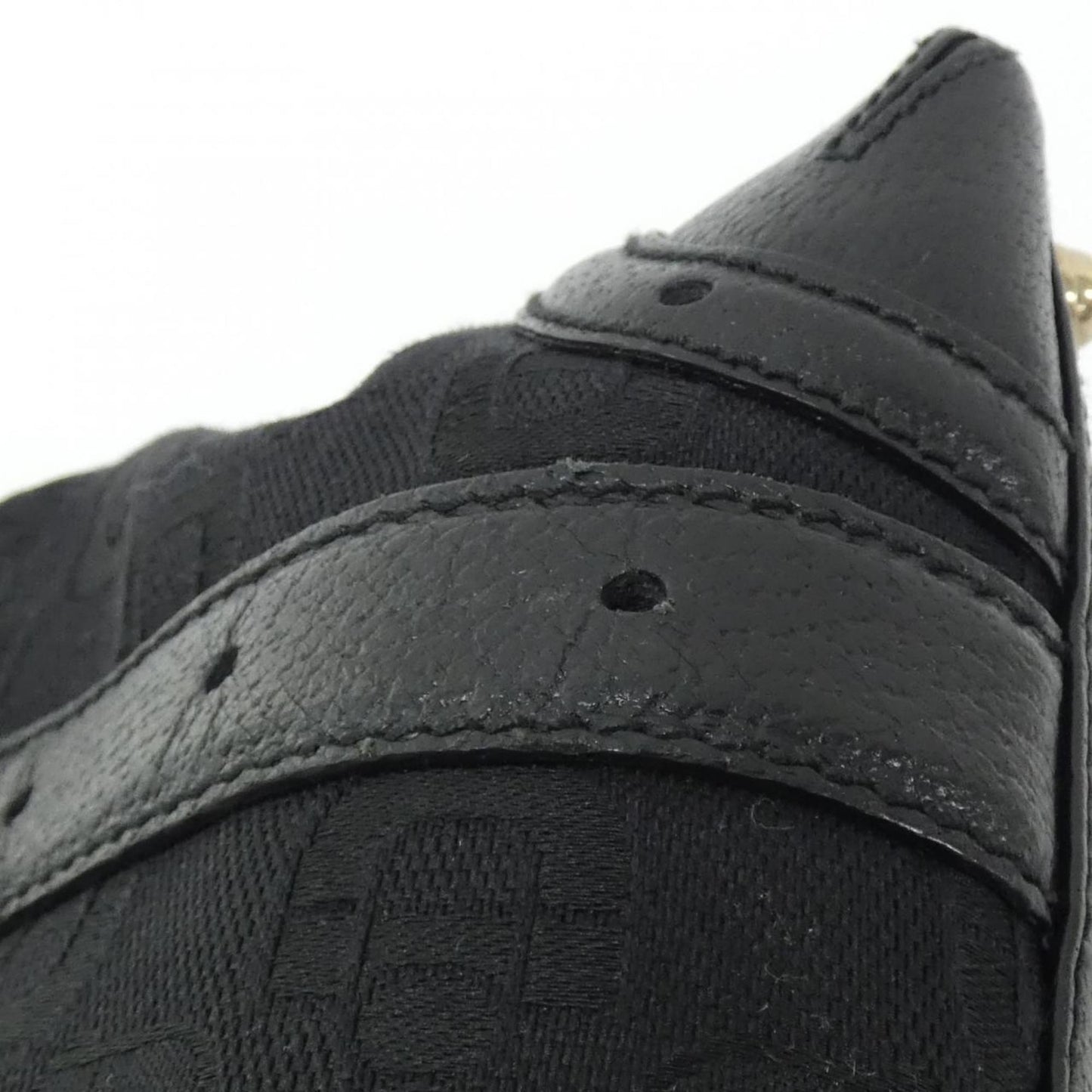 Gucci Black Canvas Shoulder Bag ( )