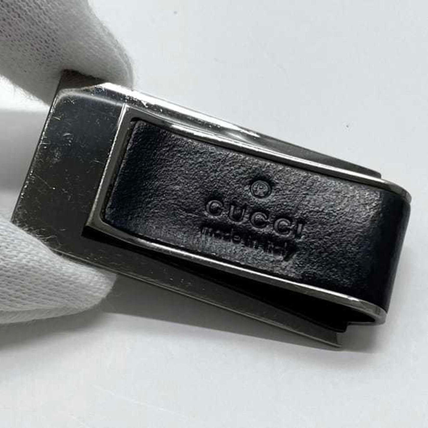 Gucci Black Silver Leather Metal Money Clip ( )