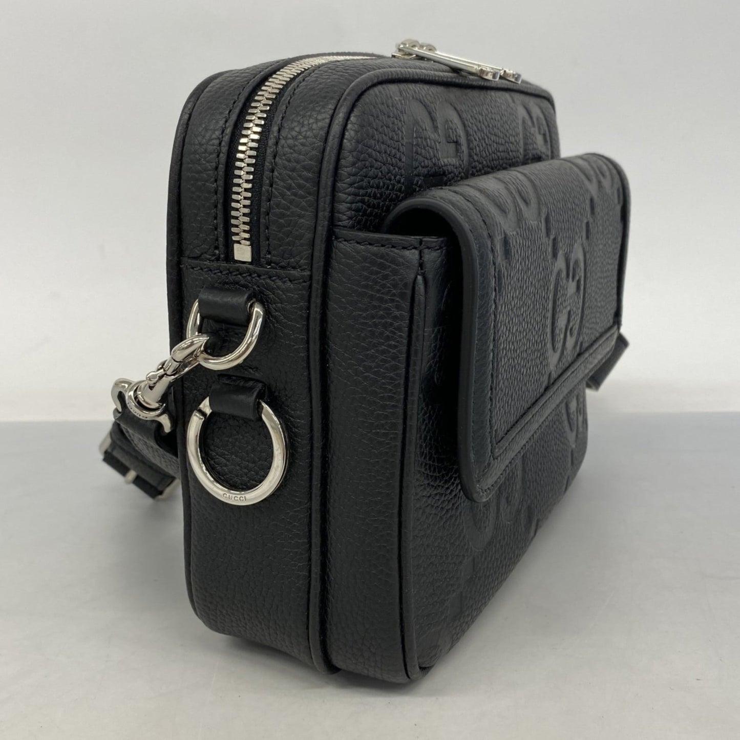 Gucci Black Leather Sling Bag ( )