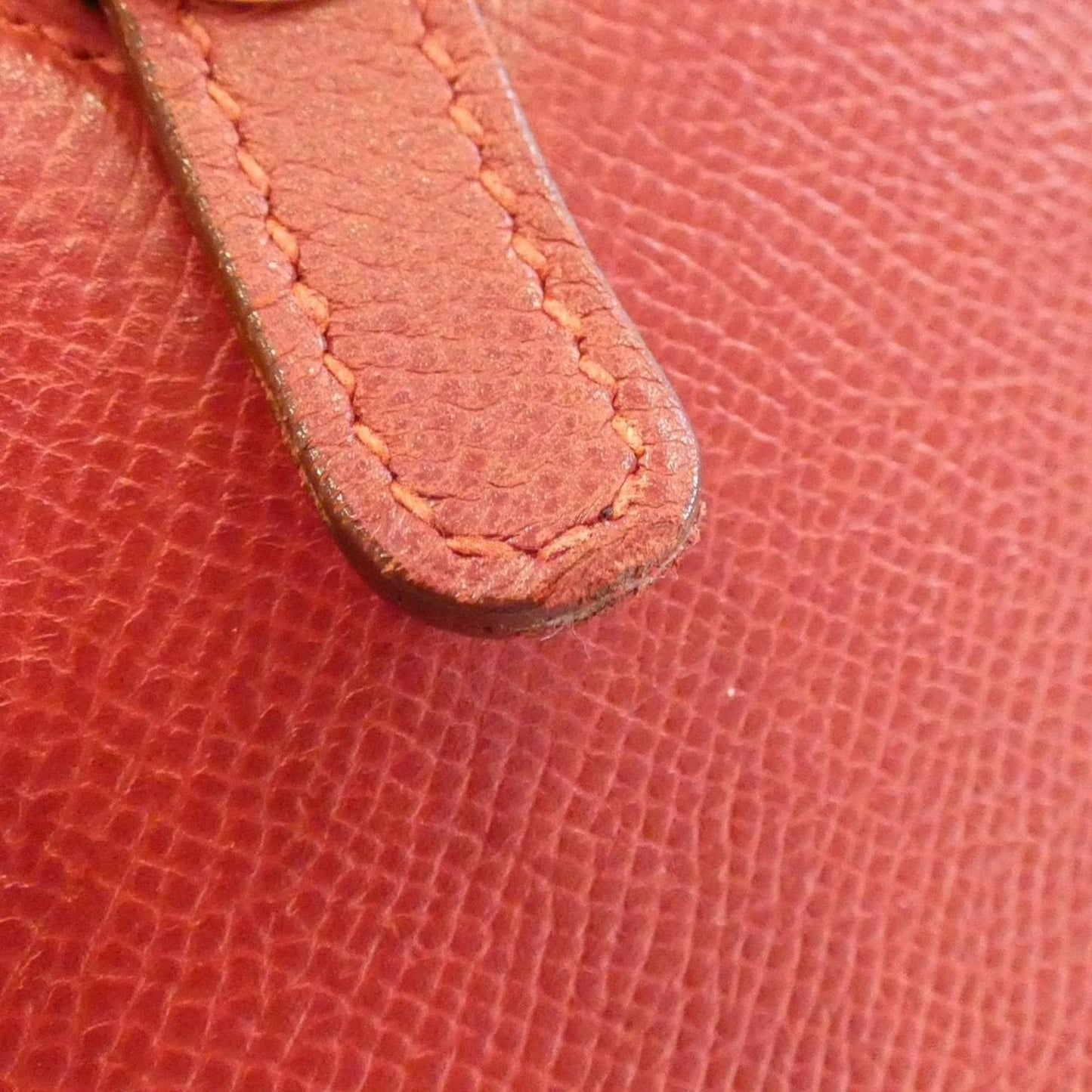 Hermes Dalvy Rouge Vif Courchevel Leather Handbag ( )
