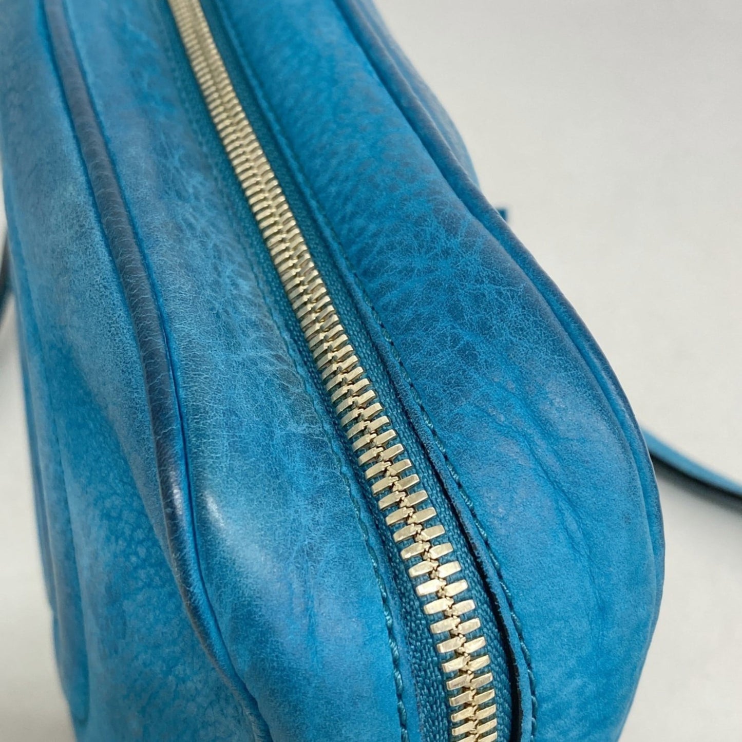 Gucci Blue Leather Shoulder Bag ( )