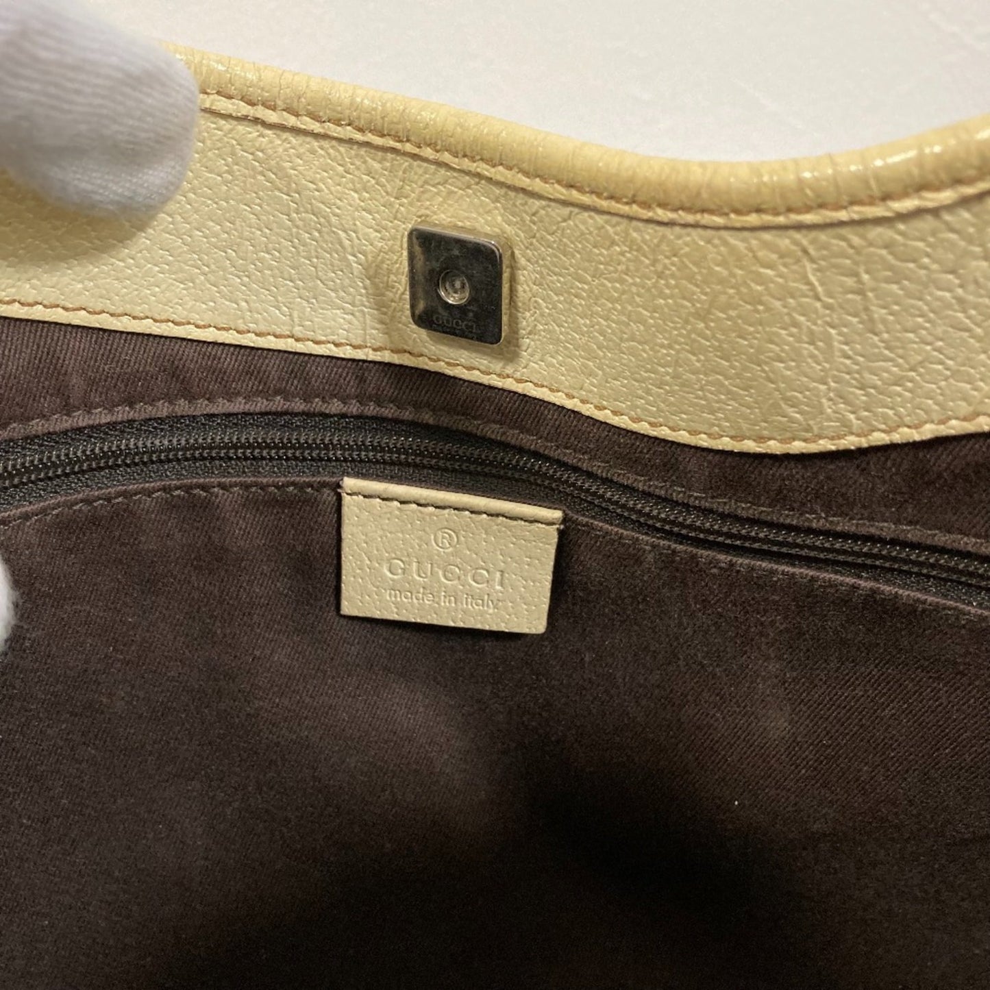 Gucci Beige Gg Canvas Leather Handbag ( )