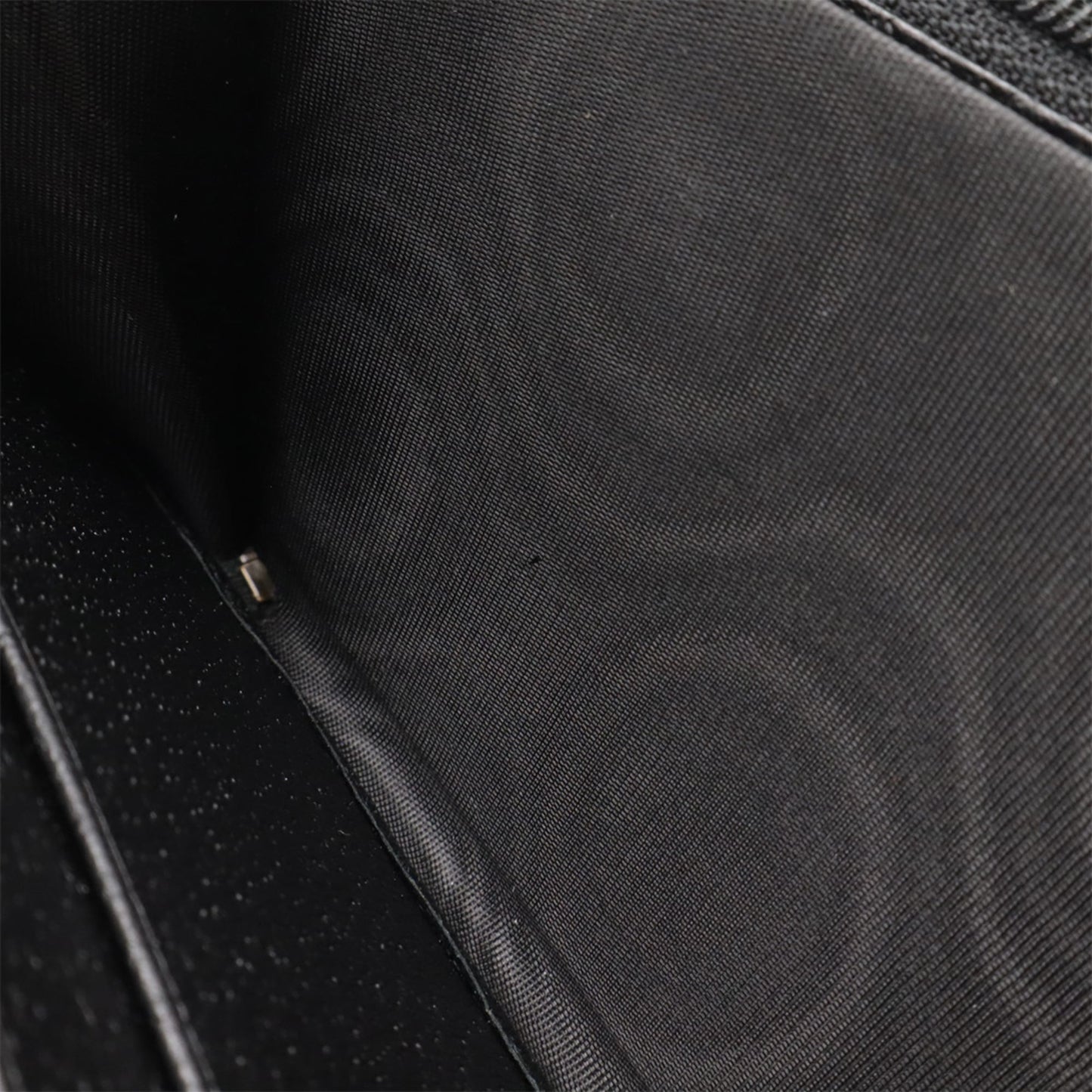 Gucci Black Leather Long Wallet (Bi-Fold) ( )