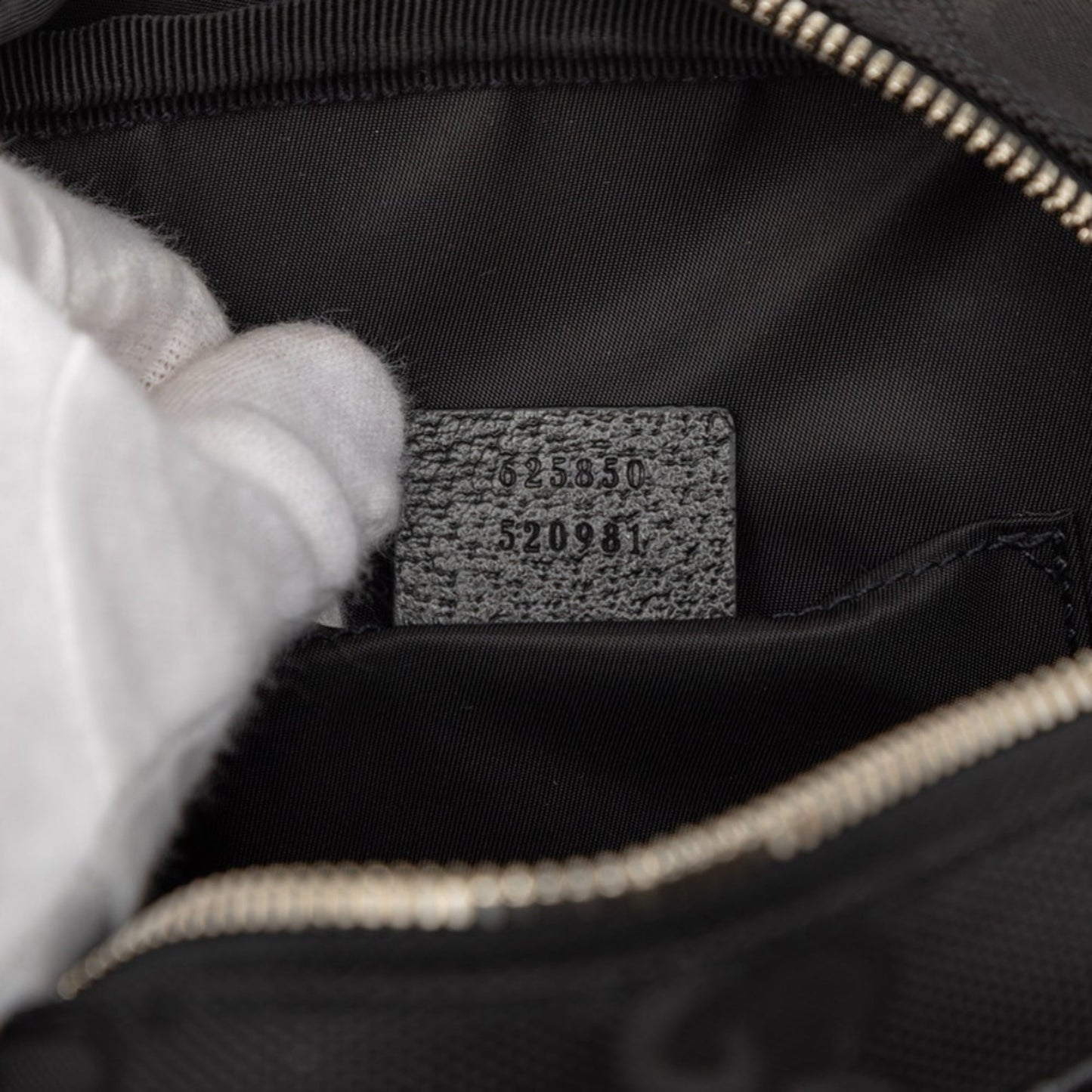 Gucci Black Nylon Leather Handbag Shoulder Bag ( )
