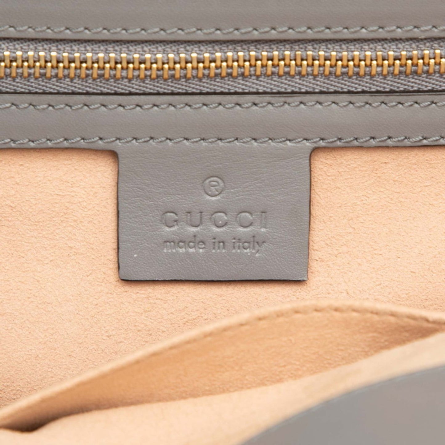 Gucci Gray Leather Handbag ( )