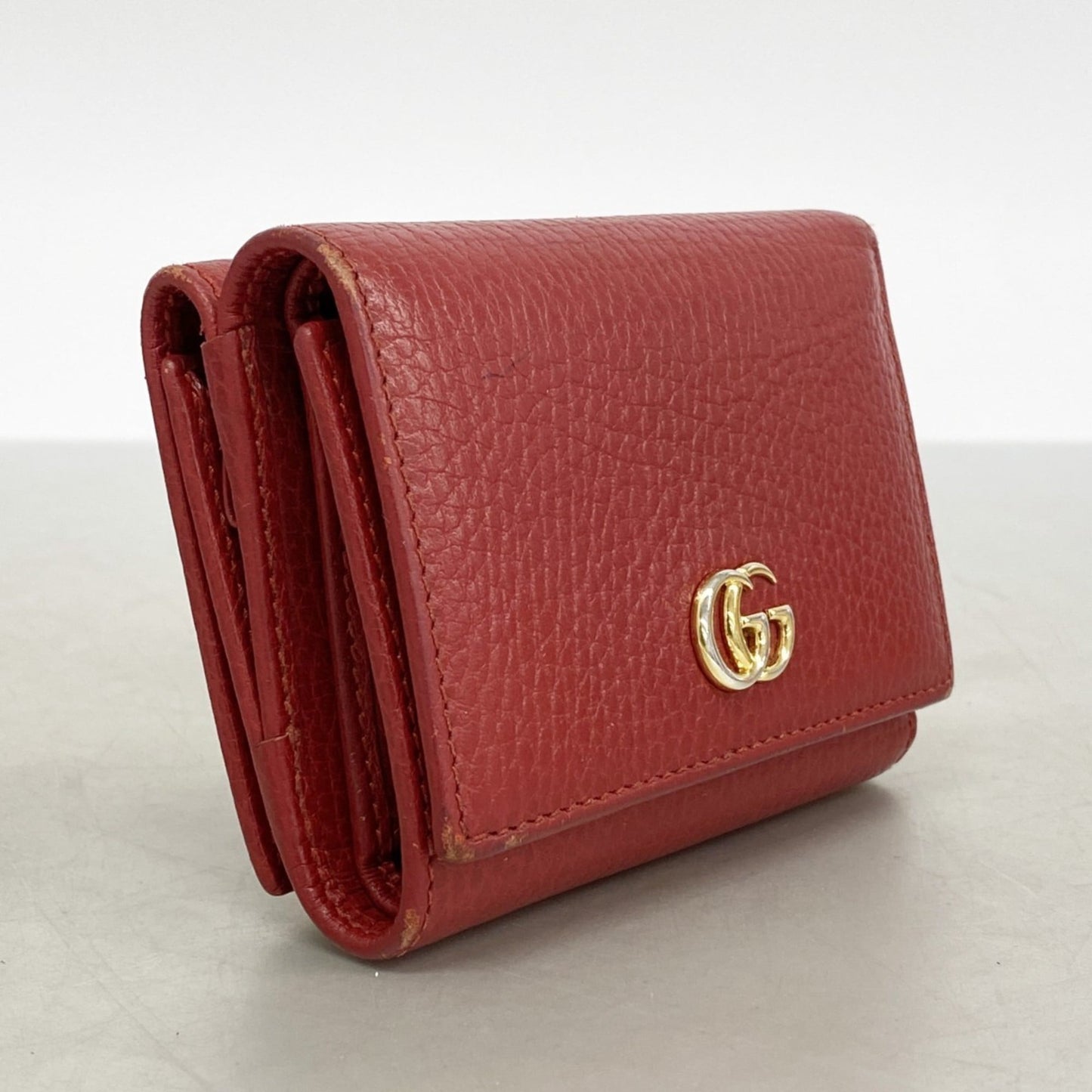 Gucci Red Color Leather Wallet (Tri-Fold) ( )