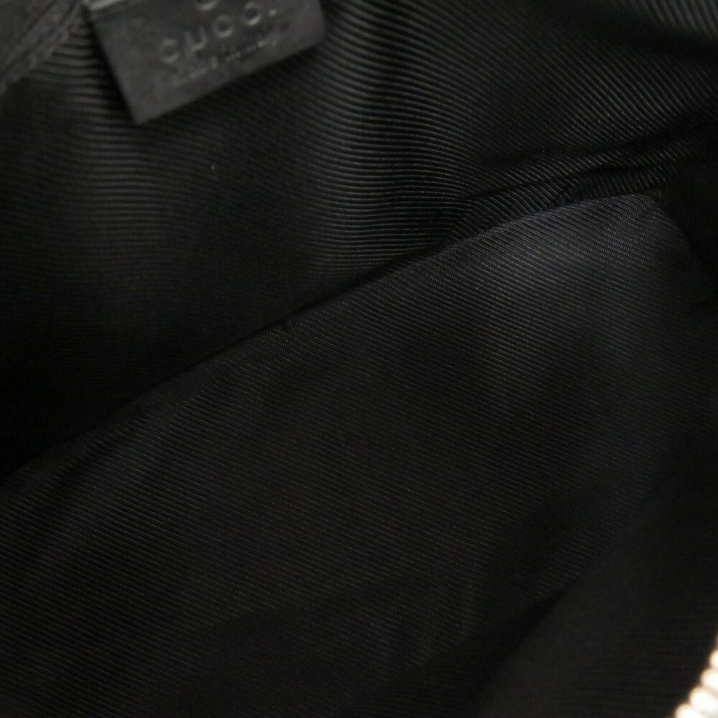Gucci Black Gg Canvas Shoulder Bag ( )