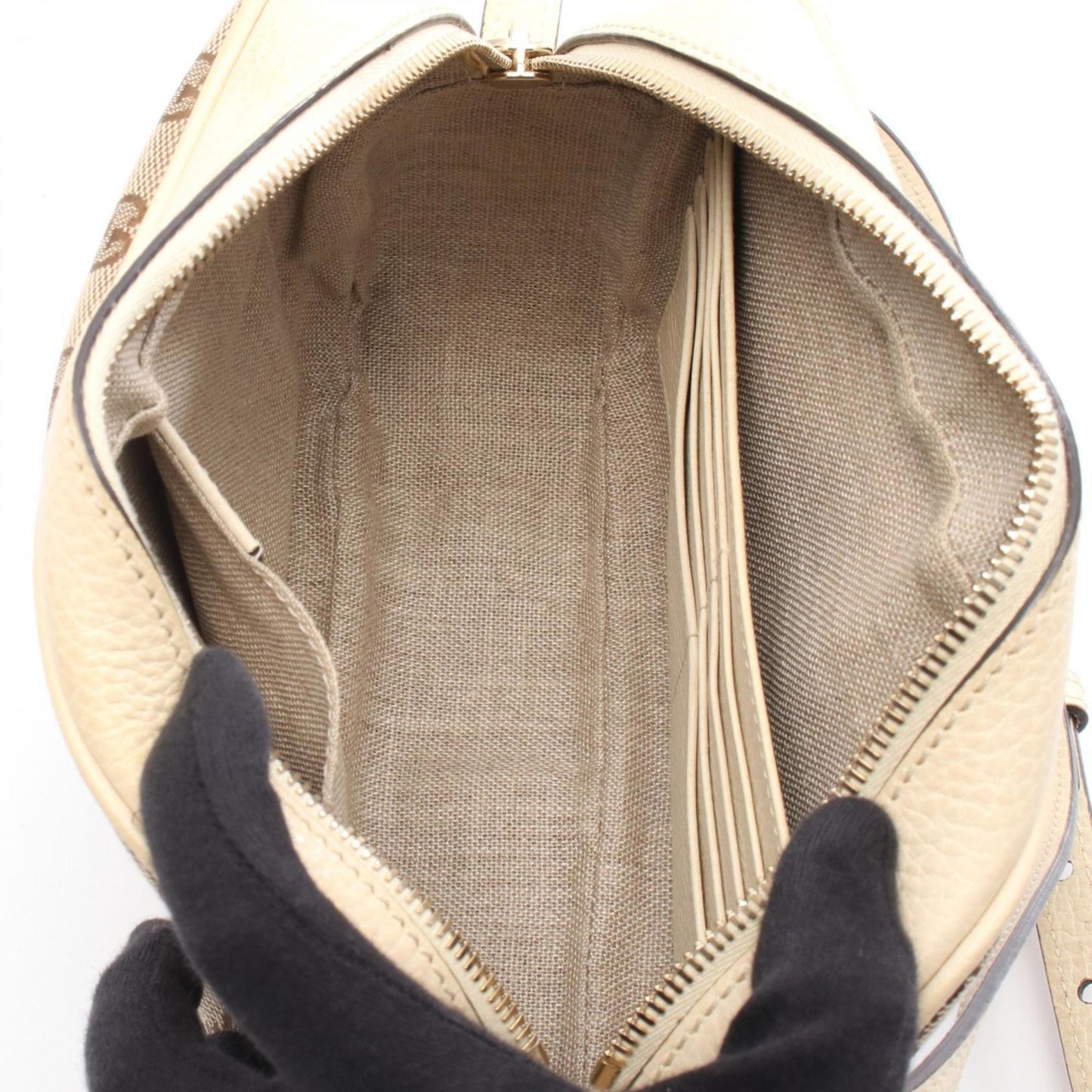 Gucci Beige Ivory Gg Canvas Leather Shoulder Bag ( )