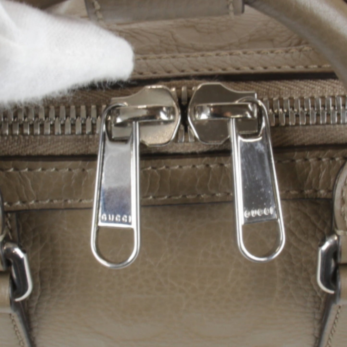 Gucci Beige Leather Handbag ( )