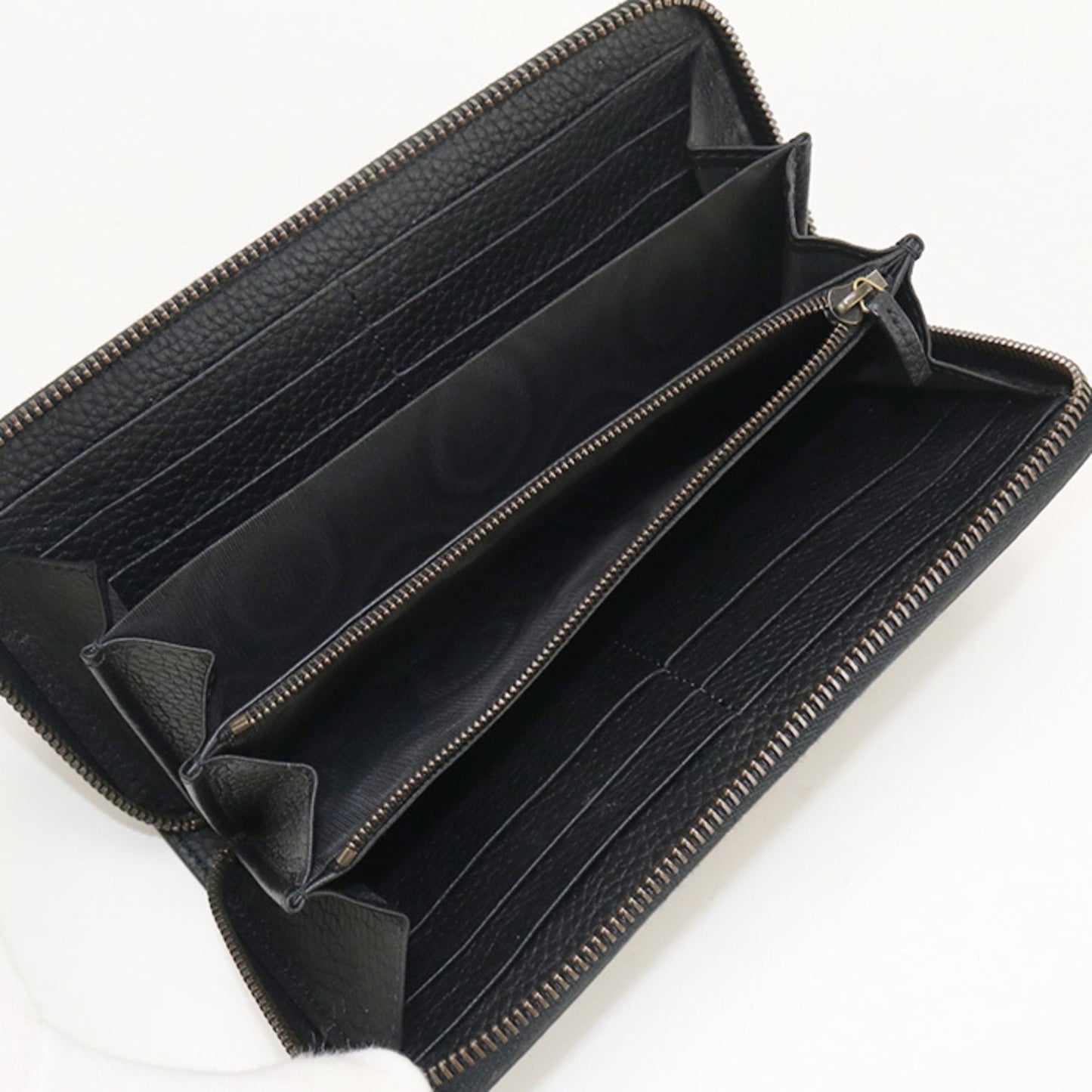 Gucci Black Leather Long Wallet (Bi-Fold) ( )