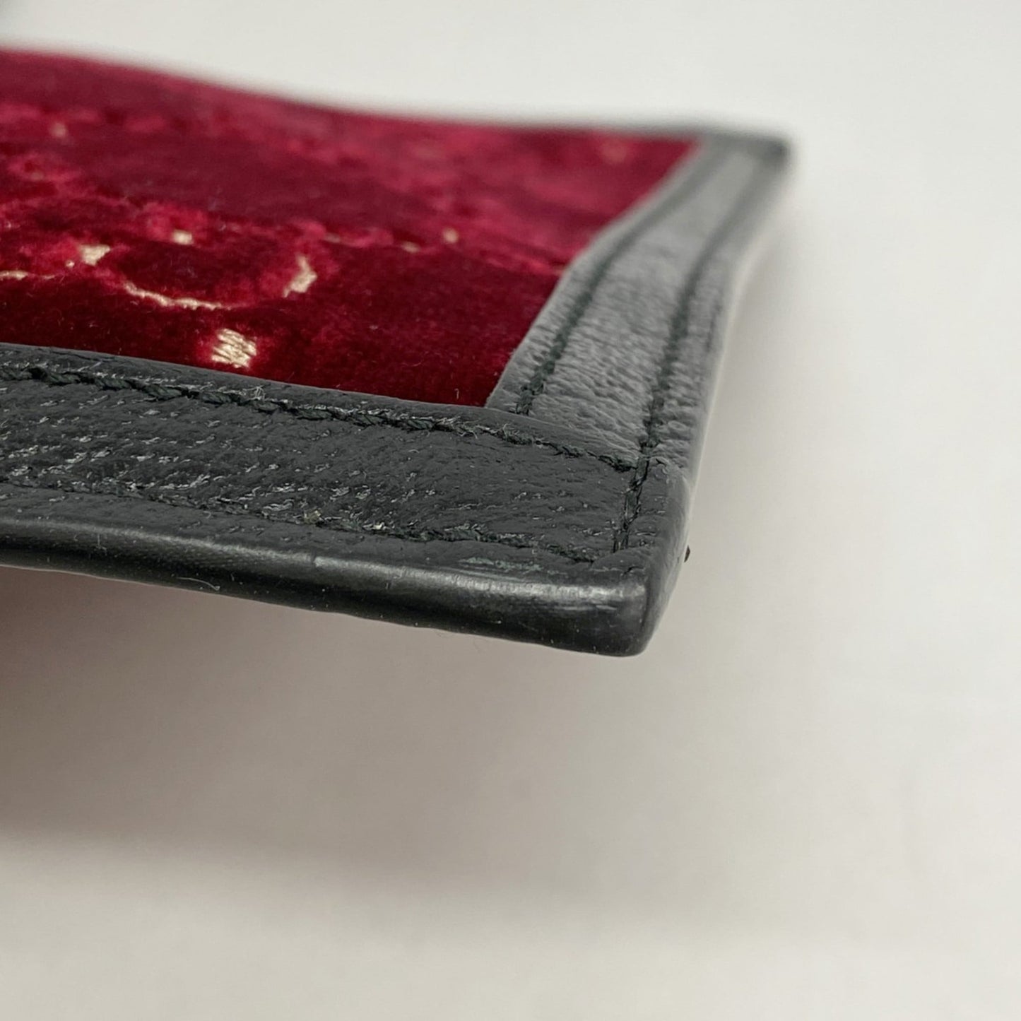Gucci Black Red Color Velvet Leather Clutch Bag ( )