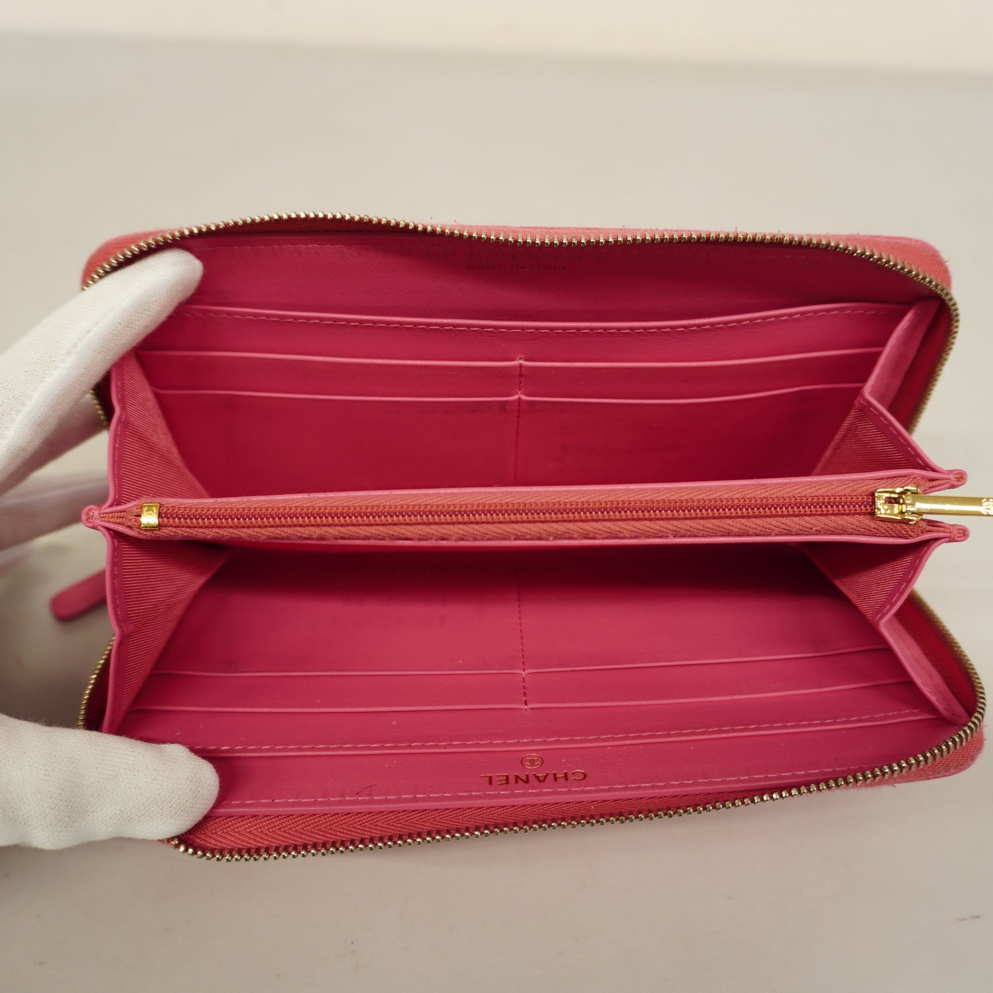 Chanel Matelassé Handbag Bag - Ewore Bags