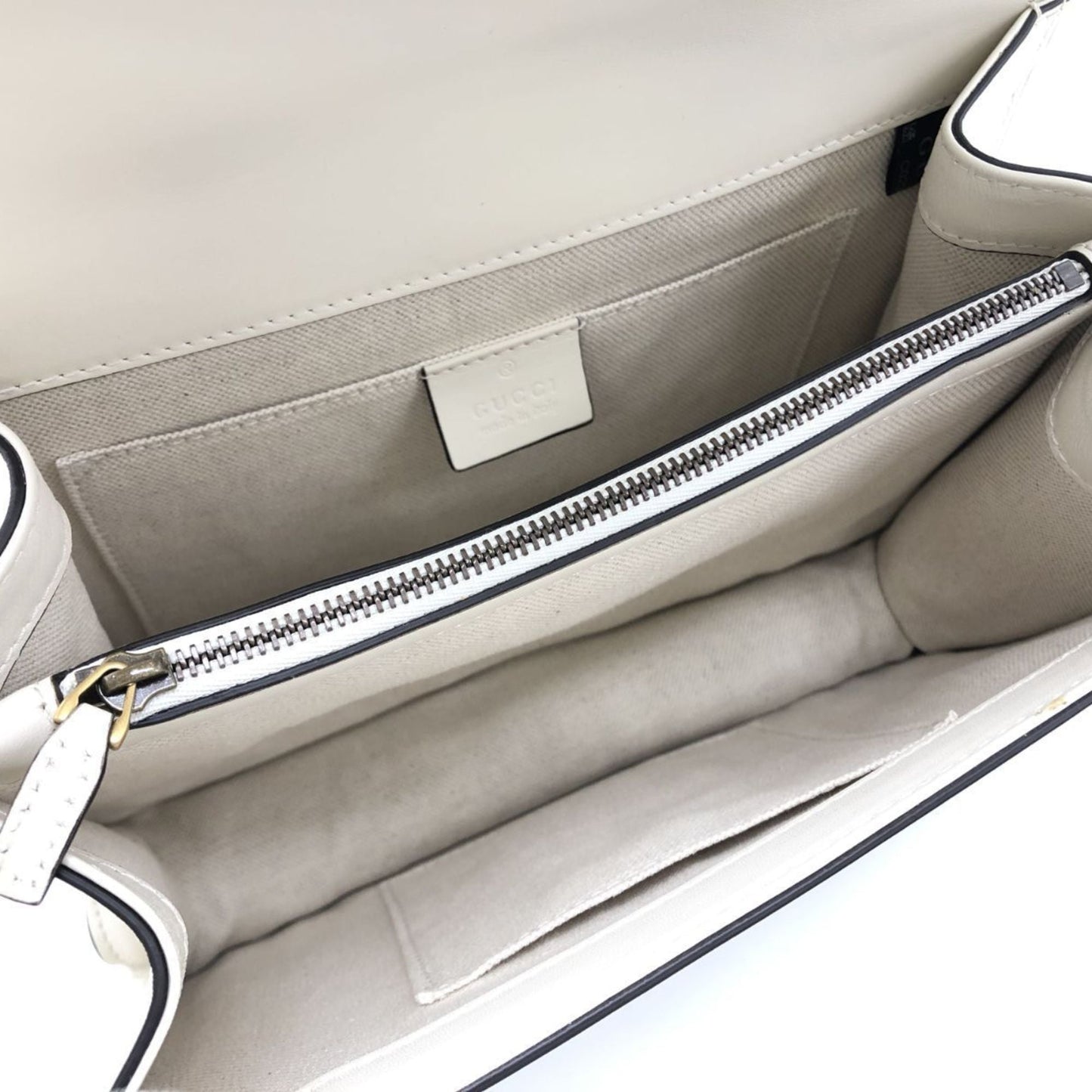 Gucci Ivory Navy Red Color Bamboo Leather Handbag ( )