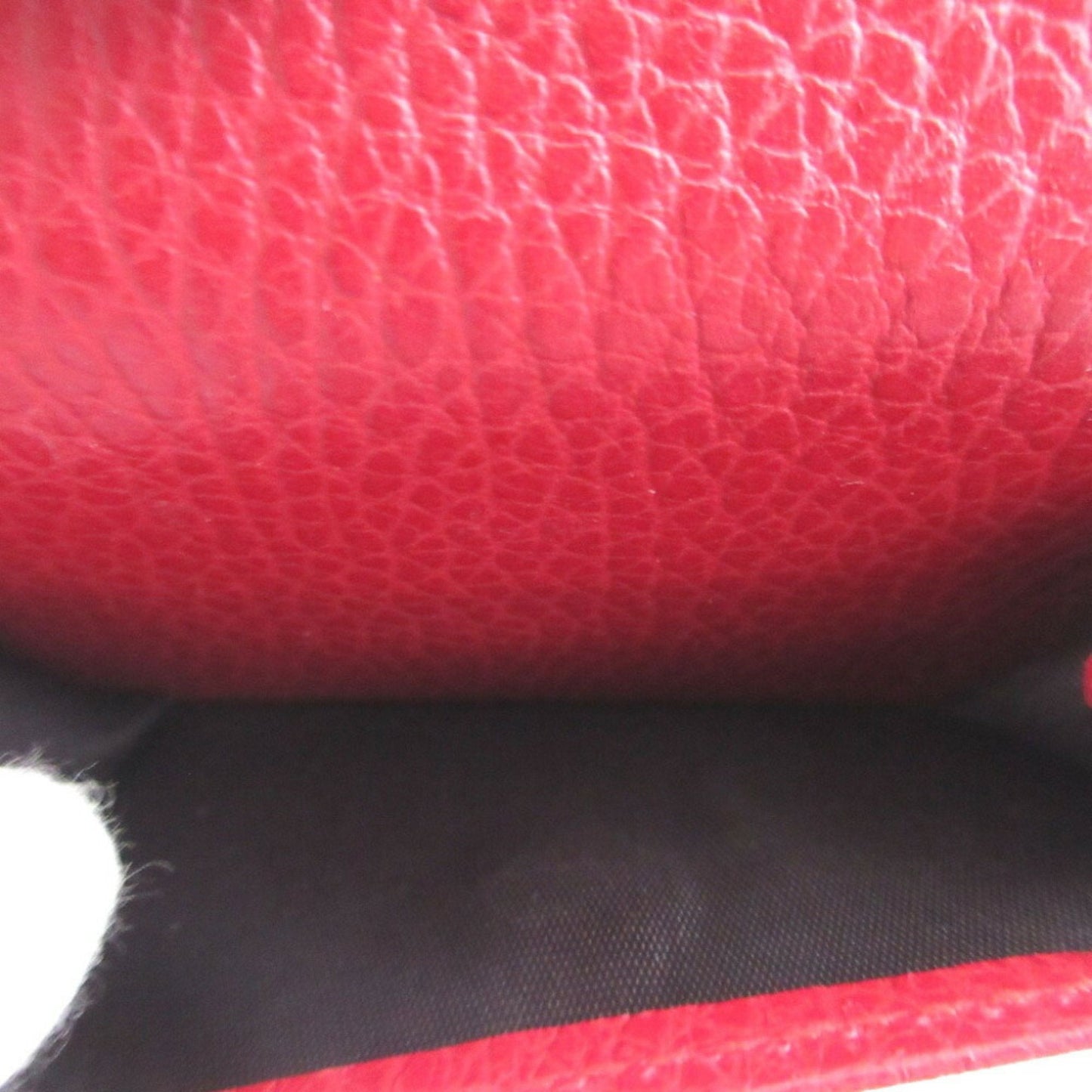 Gucci Red Color Leather Wallet (Tri-Fold) ( )
